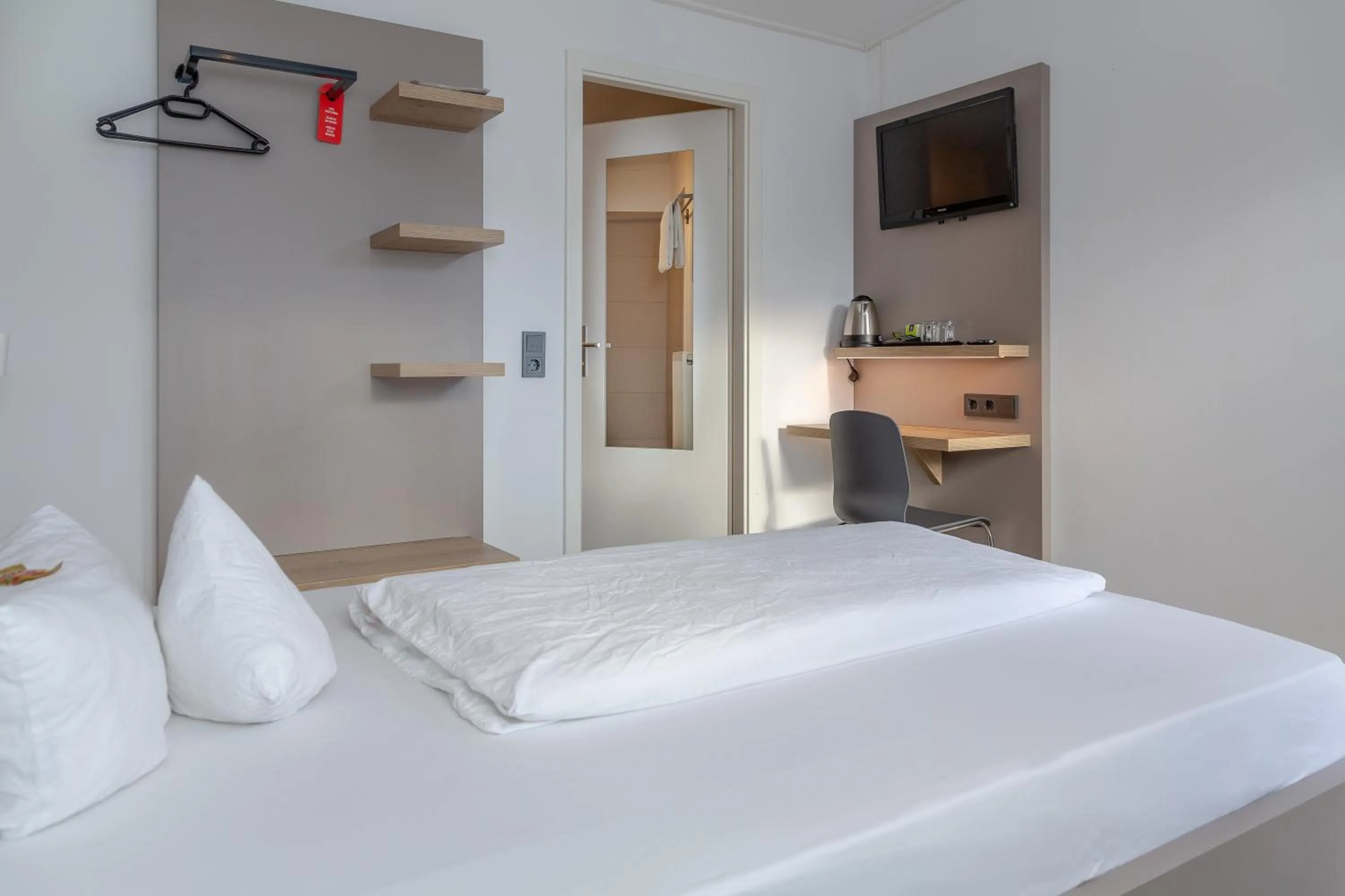 Decorative detail, Bed in Hotel Lüneburg Süd