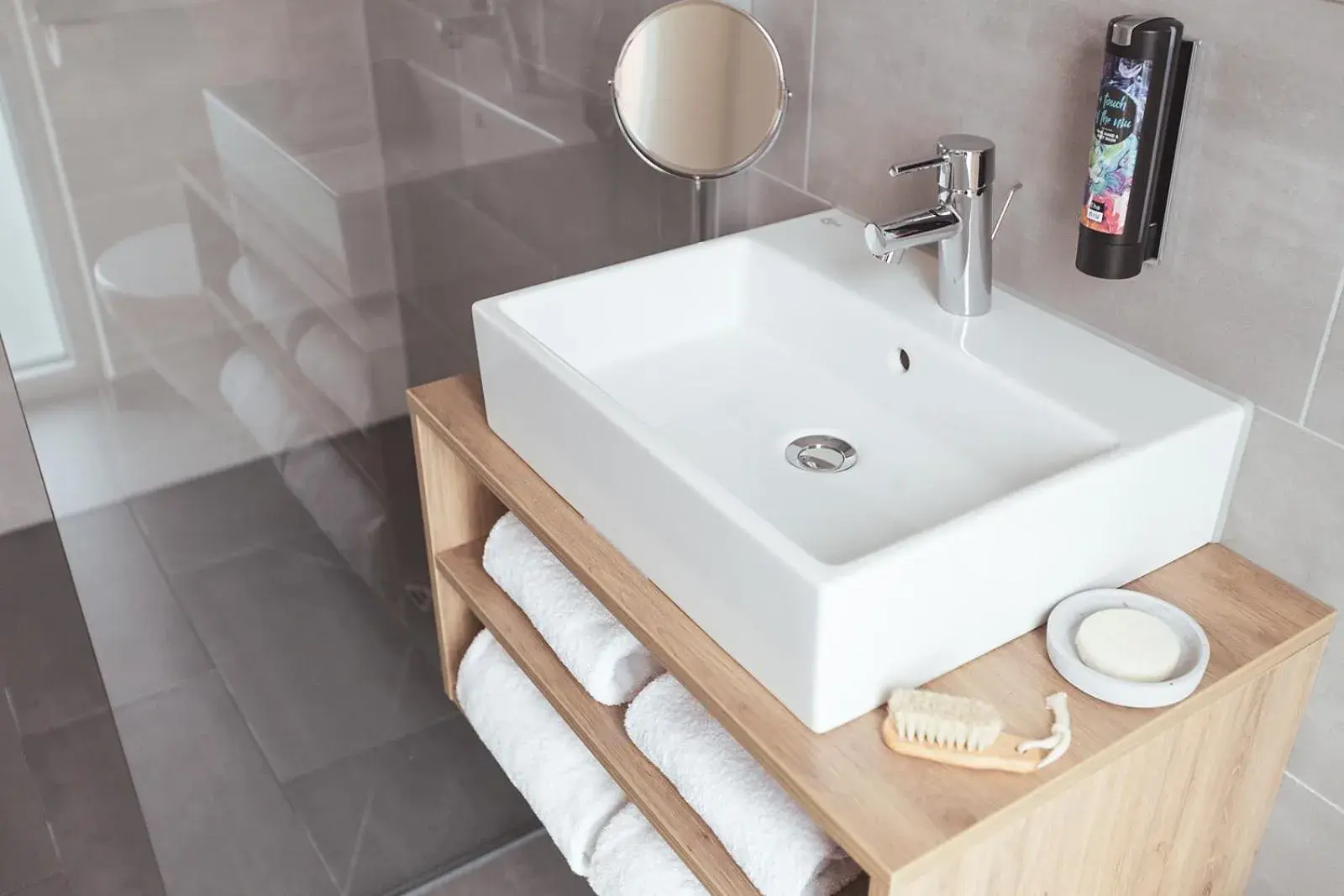 Standard Twin Room in Holiday Inn - the niu, Kettle Stuttgart Vaihingen by IHG Standard Twin Room in Holiday Inn - the niu, Kettle Stuttgart Vaihingen by IHG