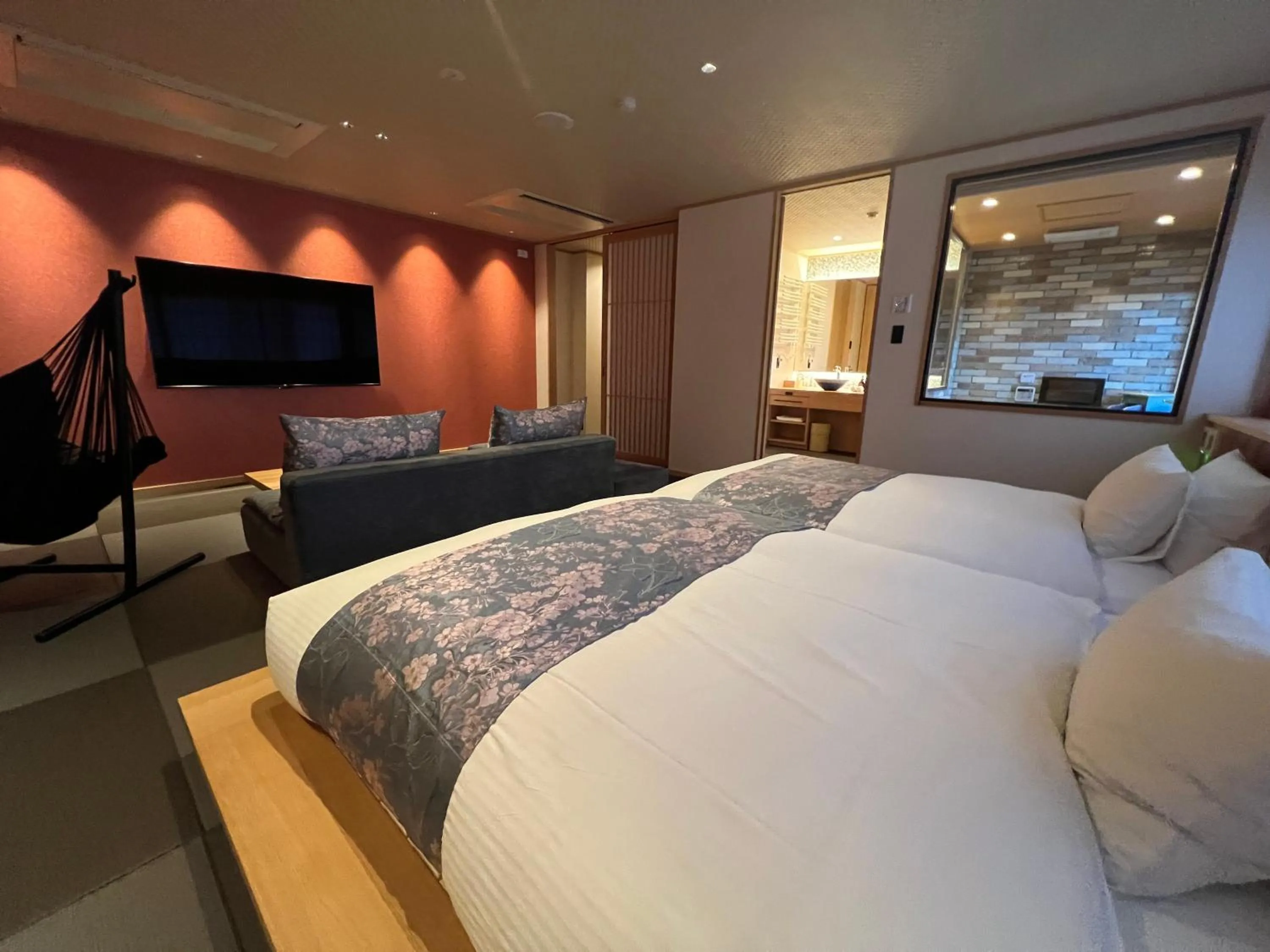 Bed in Ikeda Onsen Ryokan Tachikawa