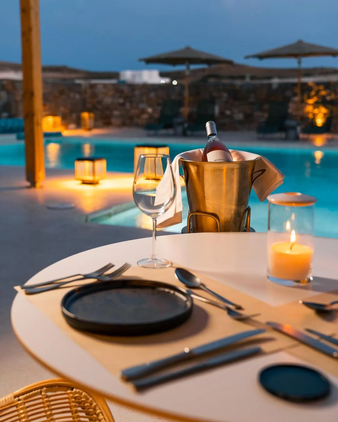 Restaurant/places to eat in Koukoumi Vegan Boutique Hotel