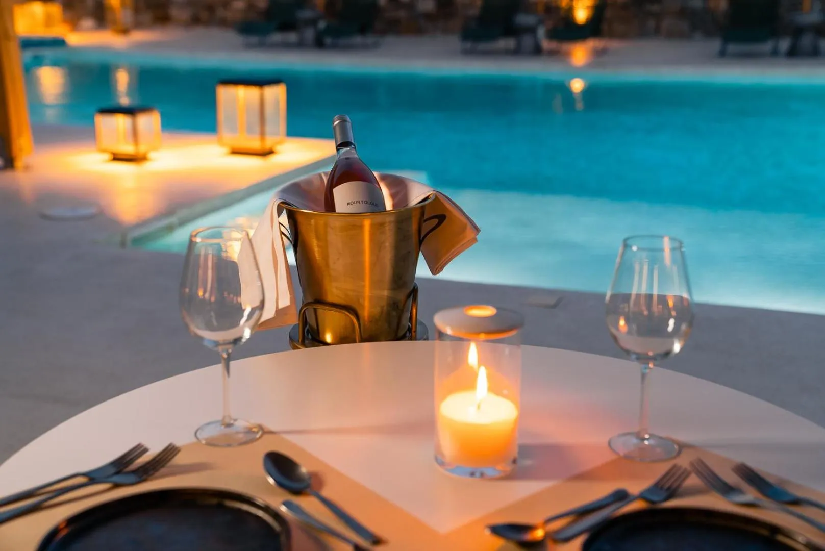 Food and drinks in Koukoumi Vegan Boutique Hotel