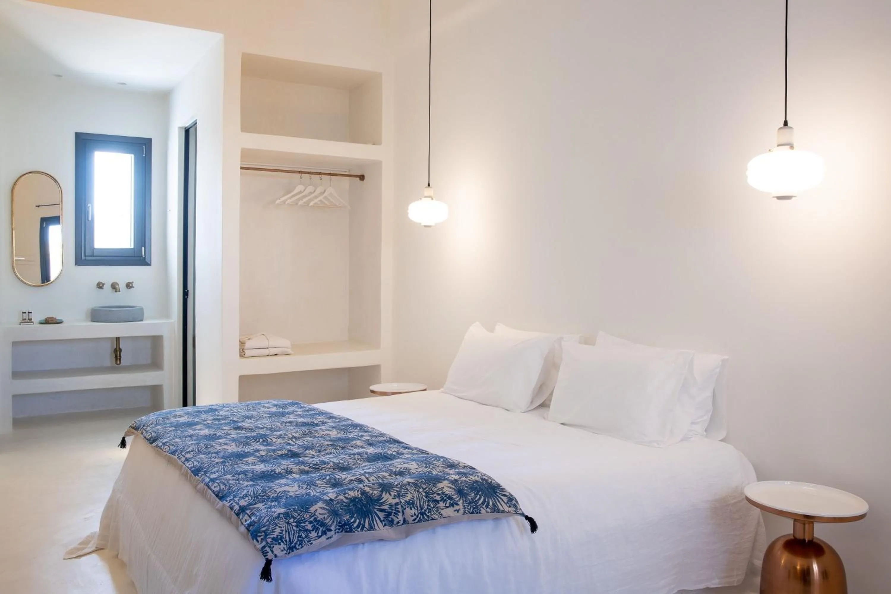 Bed in Koukoumi Vegan Boutique Hotel