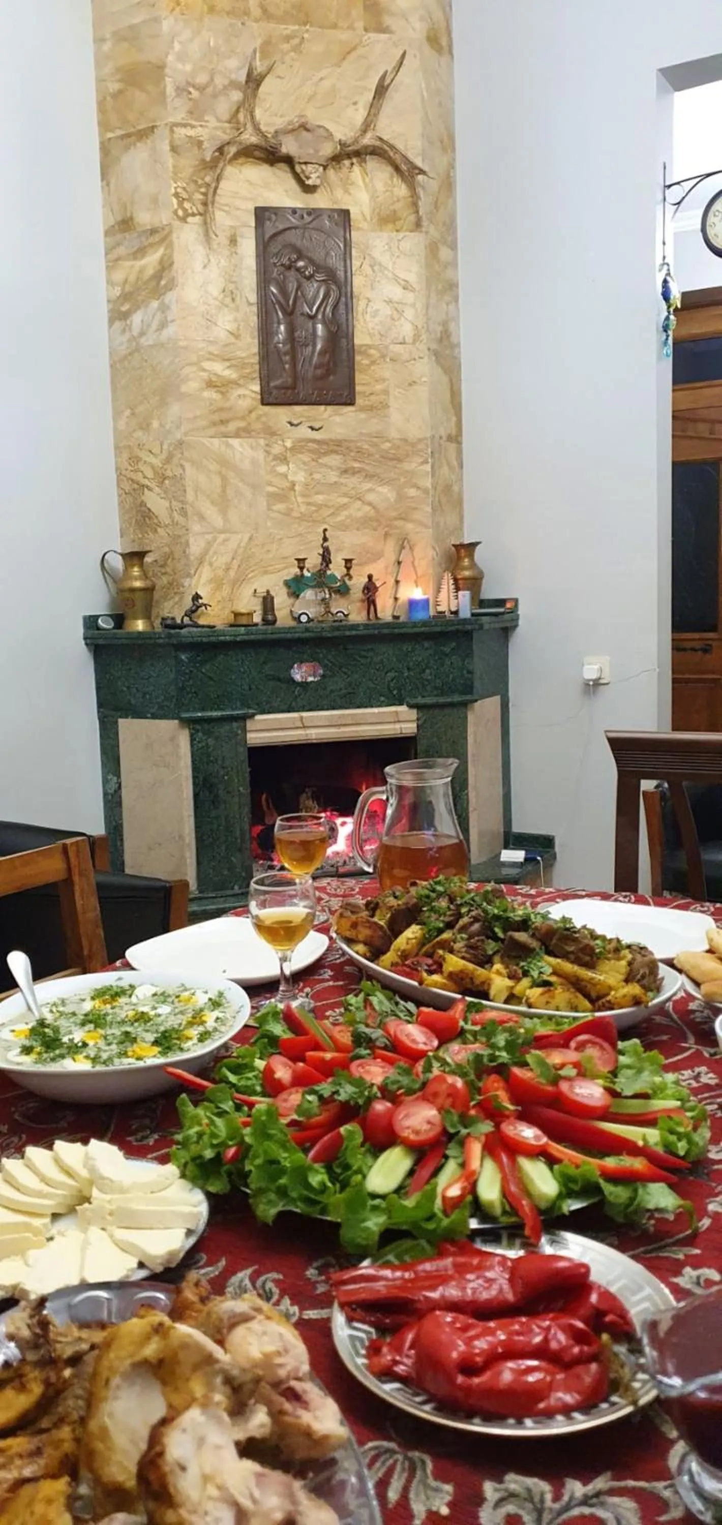 Food in Green Cape Tower