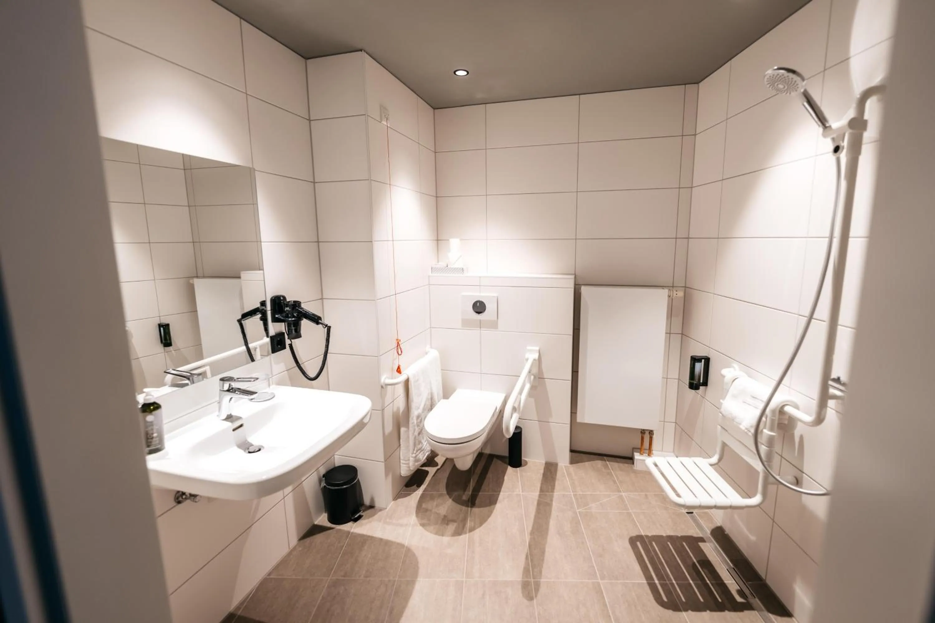 Bathroom in City Park Hotel