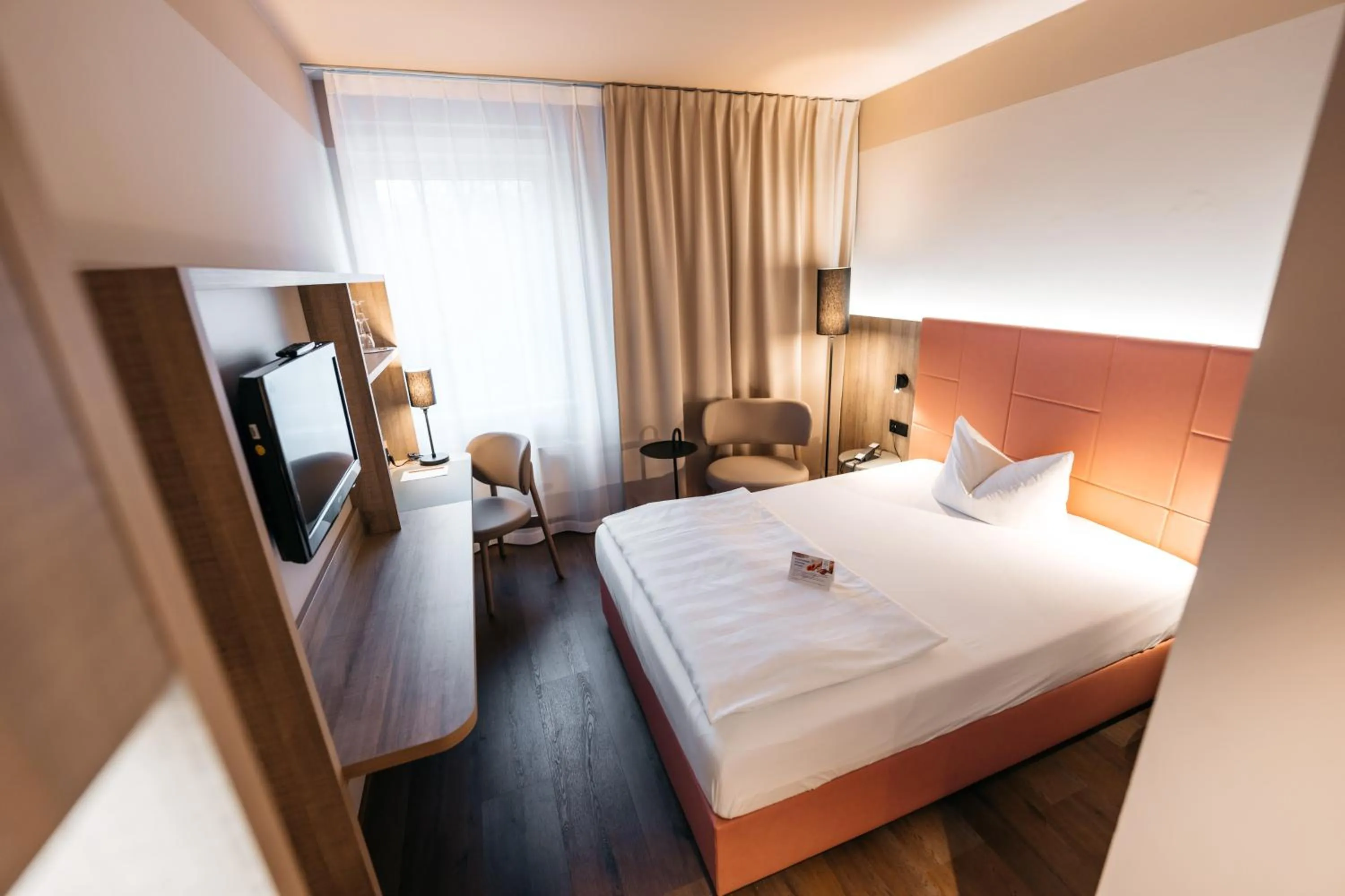 Photo of the whole room, Bed in City Park Hotel