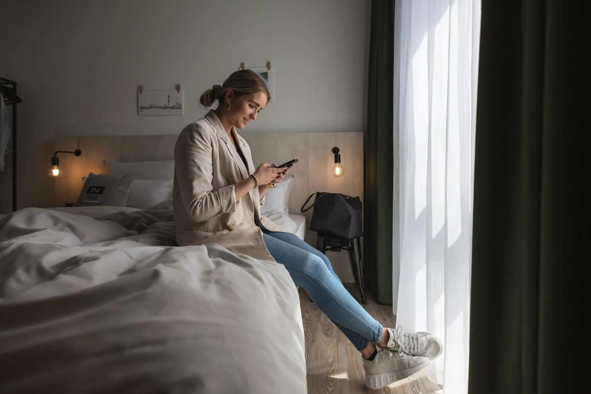 Photo of the whole room, Bed in Holiday Inn - the niu Tab Dusseldorf Main Station by IHG