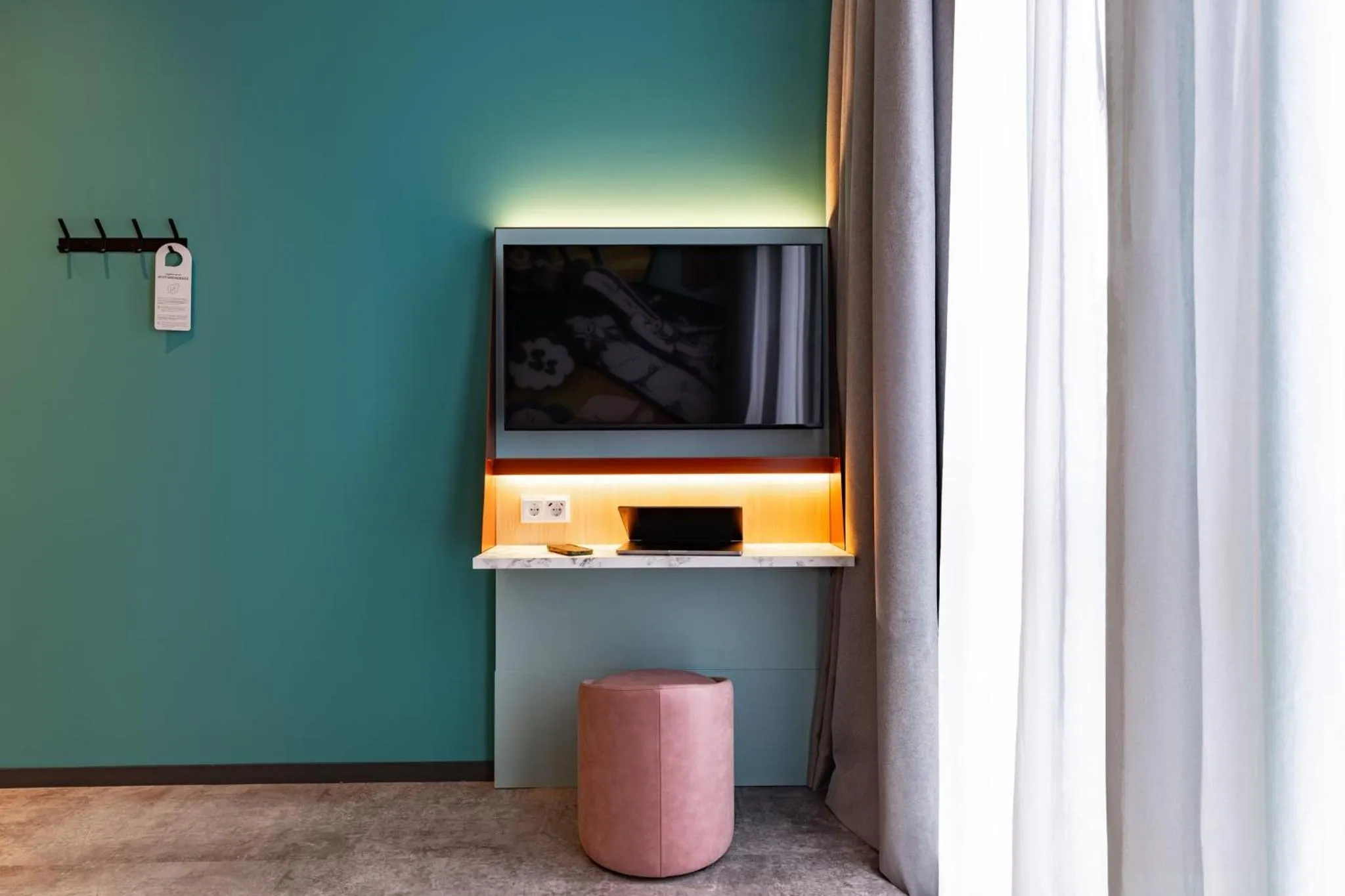 Photo of the whole room in Holiday Inn - the niu, Pax Berlin Airport by IHG