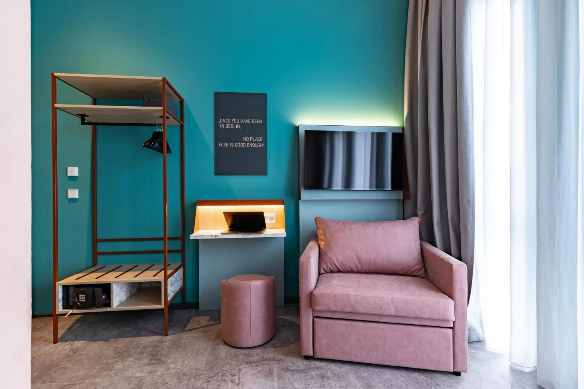 Photo of the whole room in Holiday Inn - the niu, Pax Berlin Airport by IHG