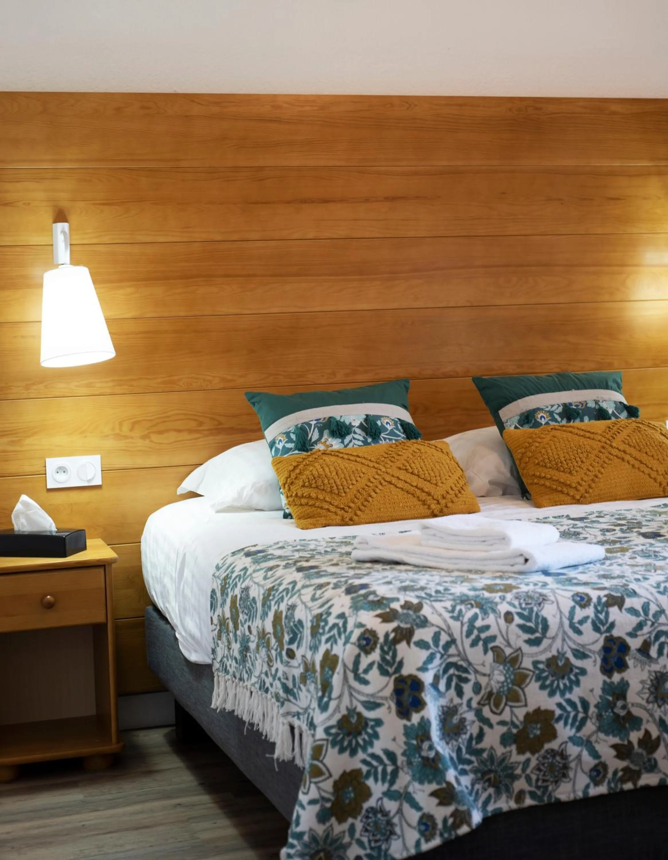 Bedroom, Bed in Hotel Lou Granva