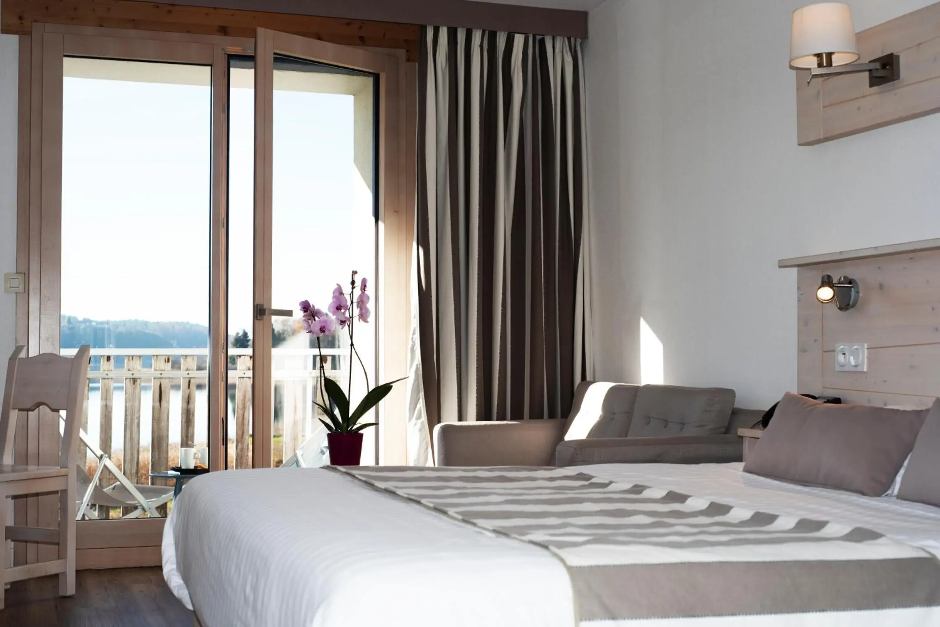 Double Room with Balcony and Lake View in Hotel Lou Granva Double Room with Balcony and Lake View in Hotel Lou Granva