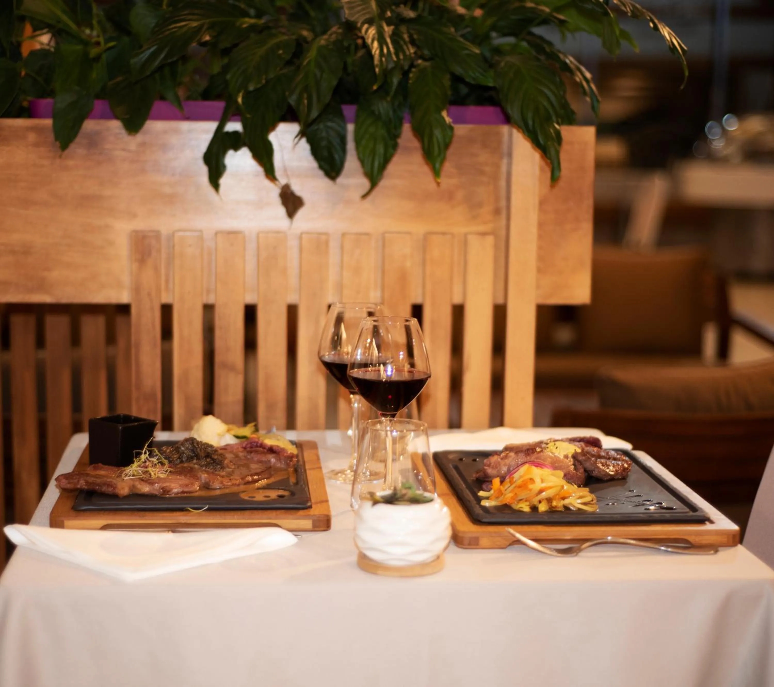 Restaurant/places to eat in Hotel Lou Granva