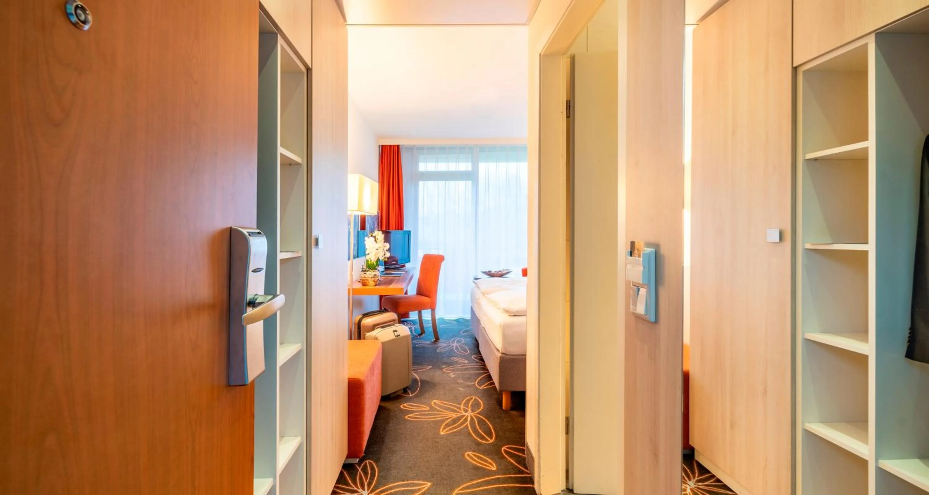 Quadruple Room with Balcony in H+ Hotel Goslar