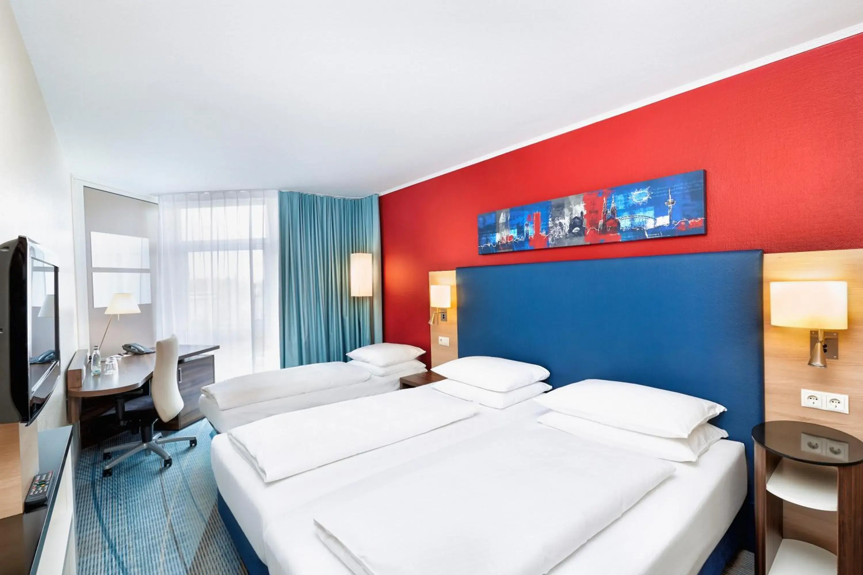 Comfort Triple Room in H+ Hotel Köln Brühl Comfort Triple Room in H+ Hotel Köln Brühl