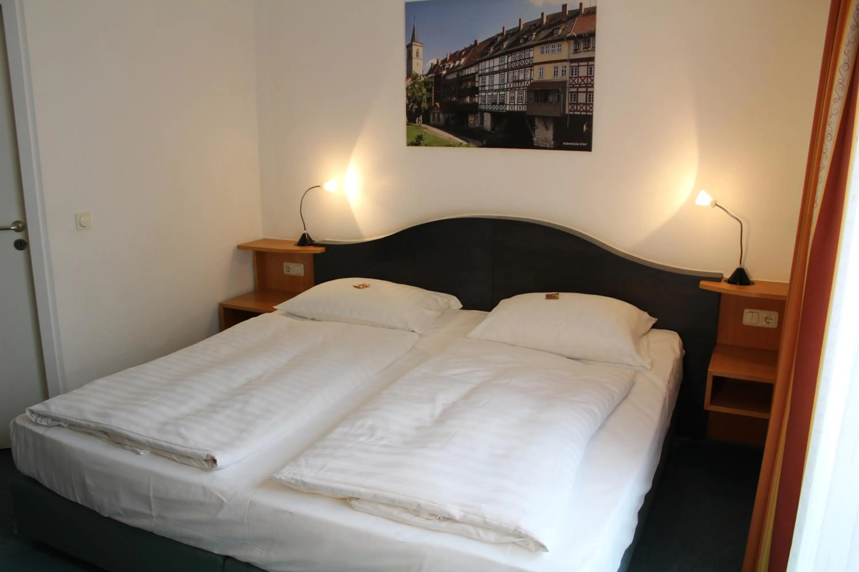 Bed in H+ Hotel Erfurt