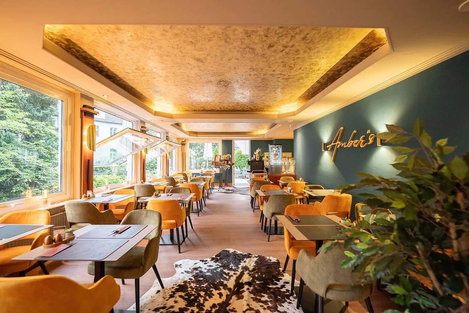 Restaurant/places to eat in Bernstein Hotel Villa Kastania