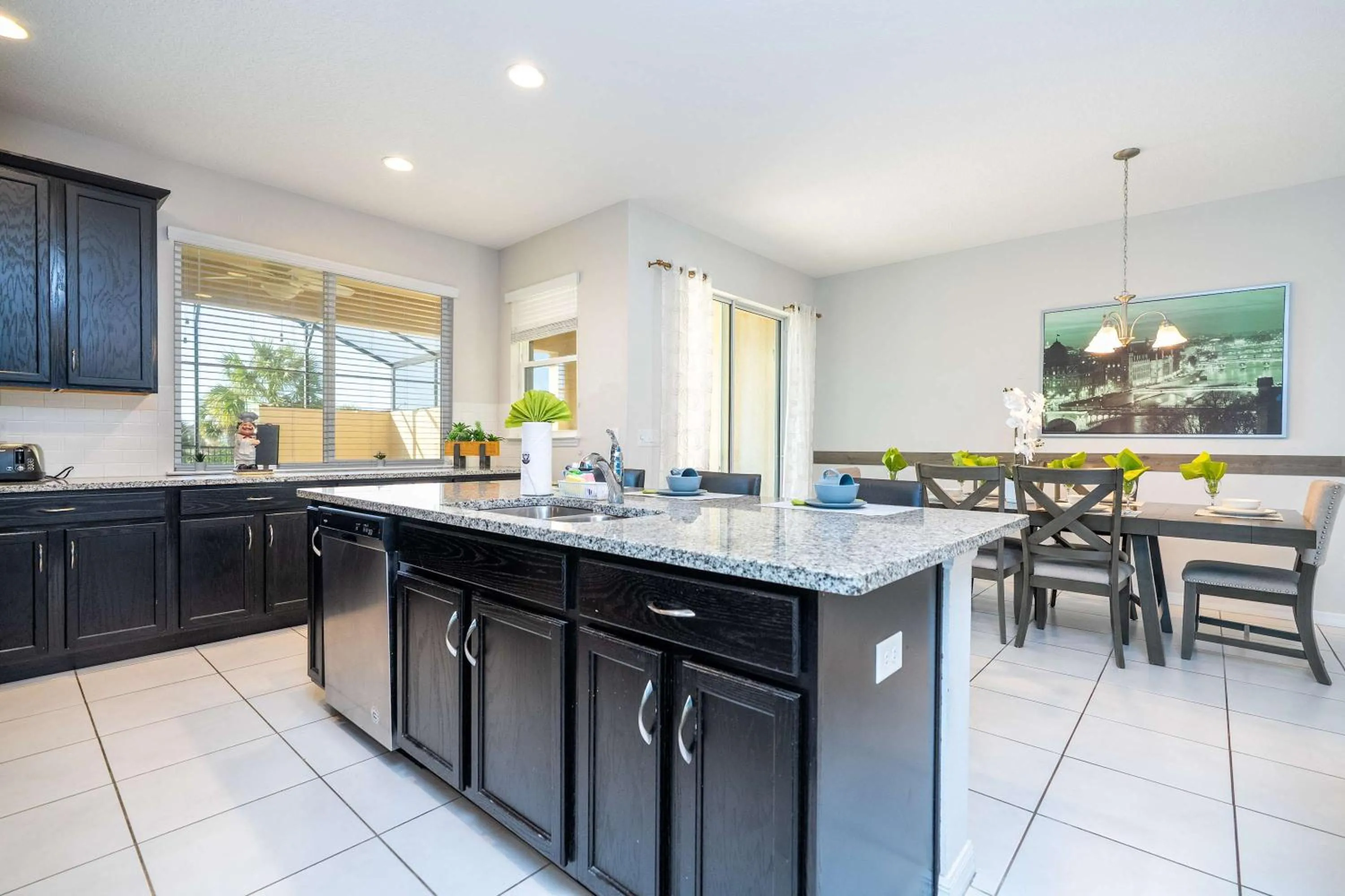 Family Friendly Four Bedroom w/ Pool @SolaraResort 1517