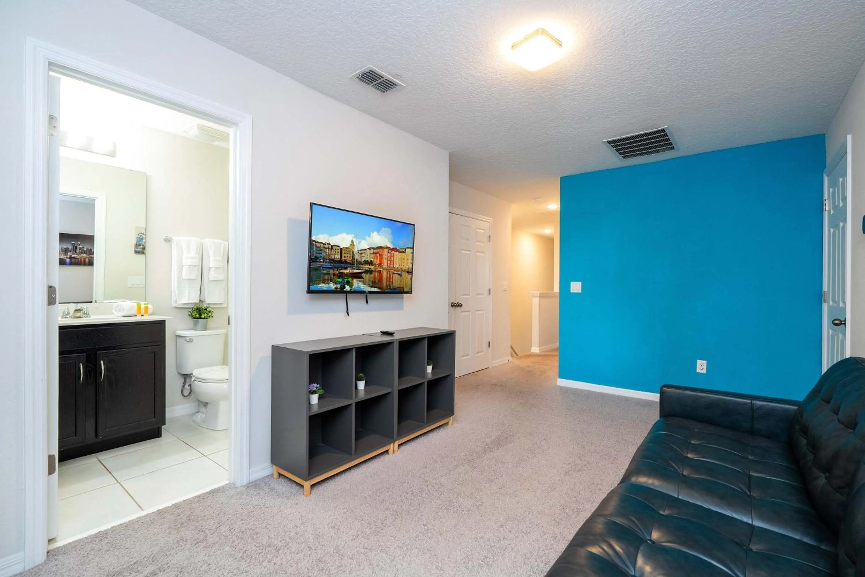 Family Friendly Four Bedroom w/ Pool @SolaraResort 1517