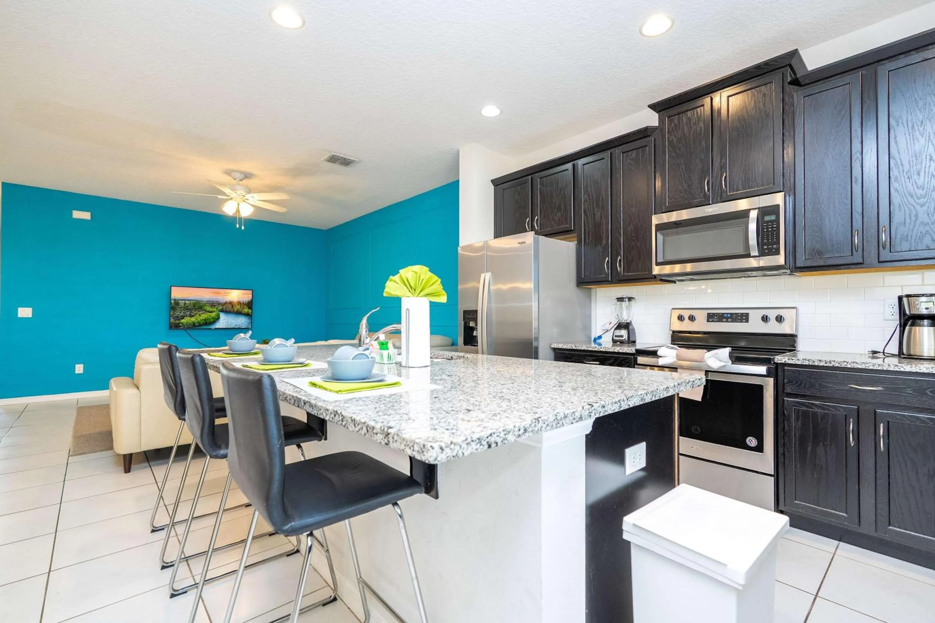 Family Friendly Four Bedroom w/ Pool @SolaraResort 1517