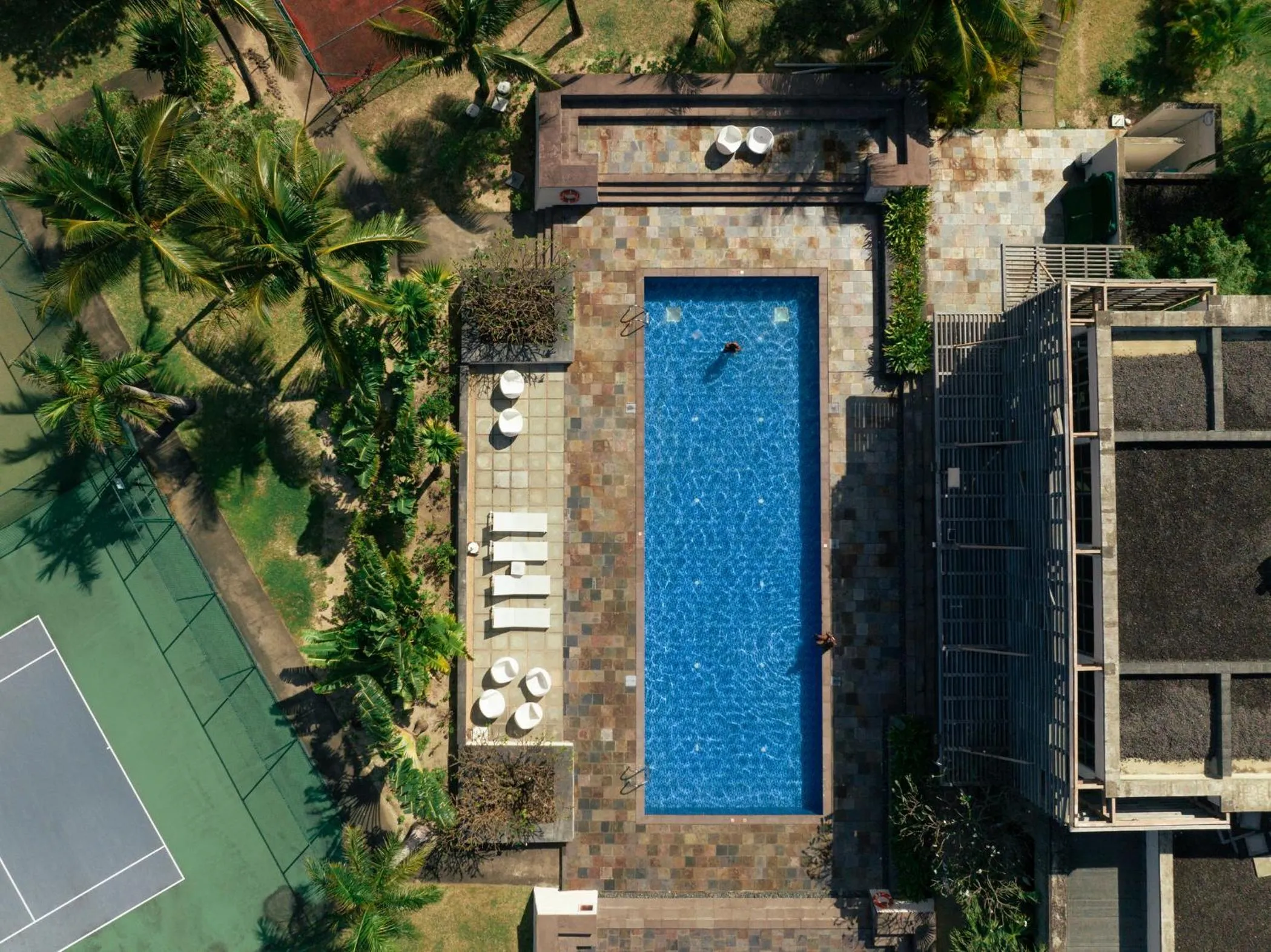 Swimming pool in Long Beach Mauritius