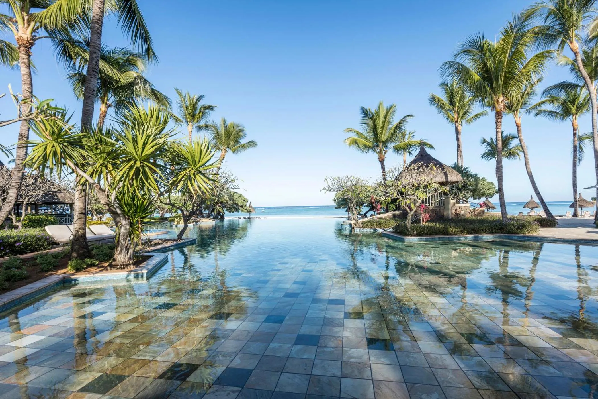 Swimming pool in La Pirogue Mauritius