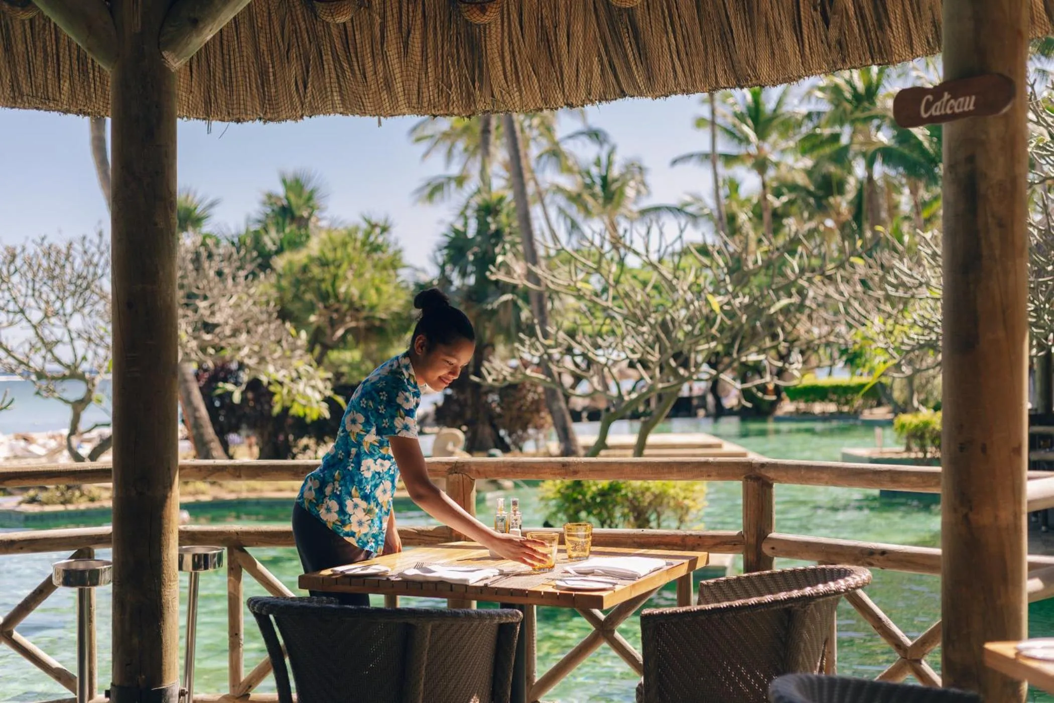Restaurant/places to eat in La Pirogue Mauritius