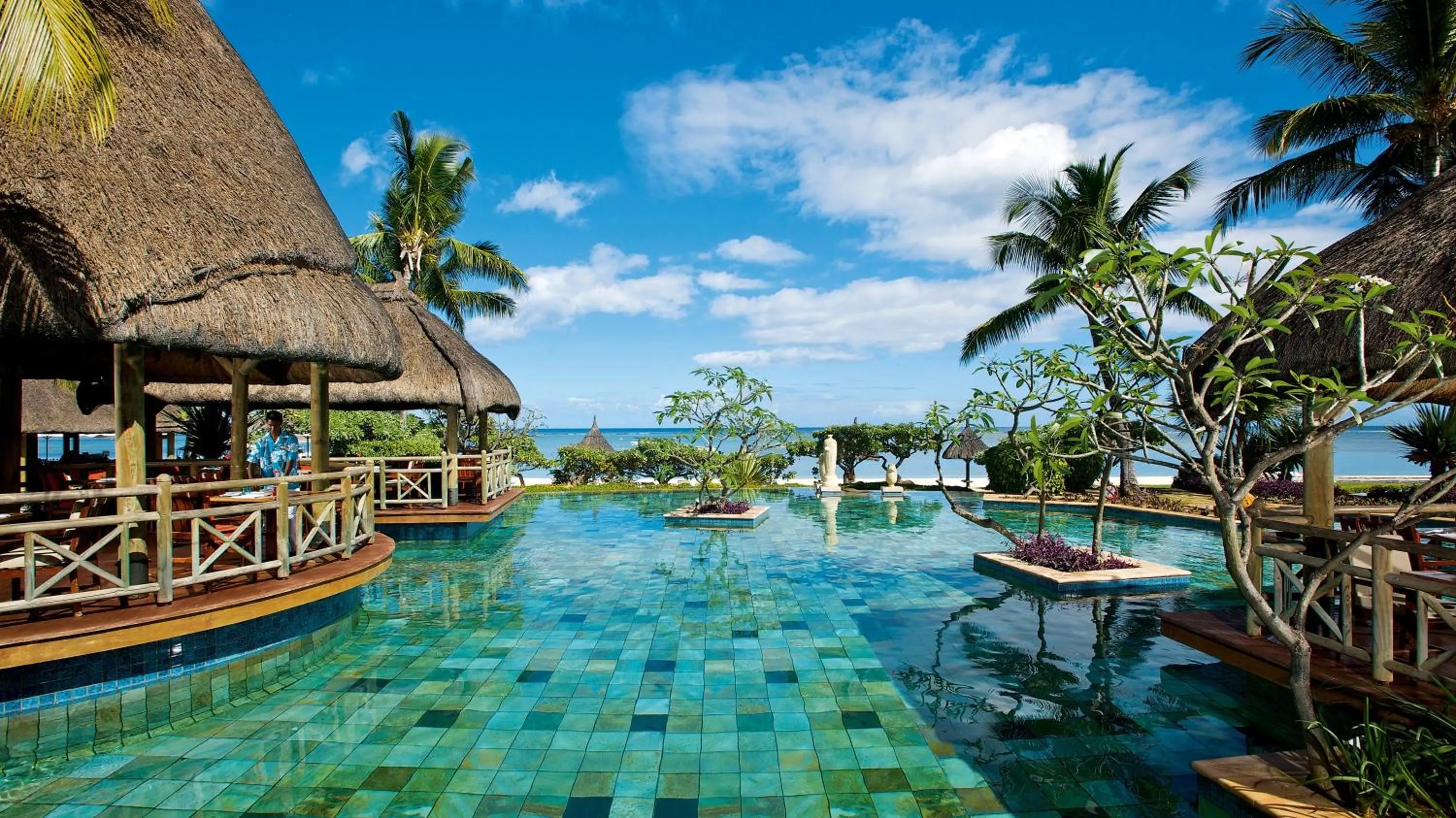 Swimming pool in La Pirogue Mauritius