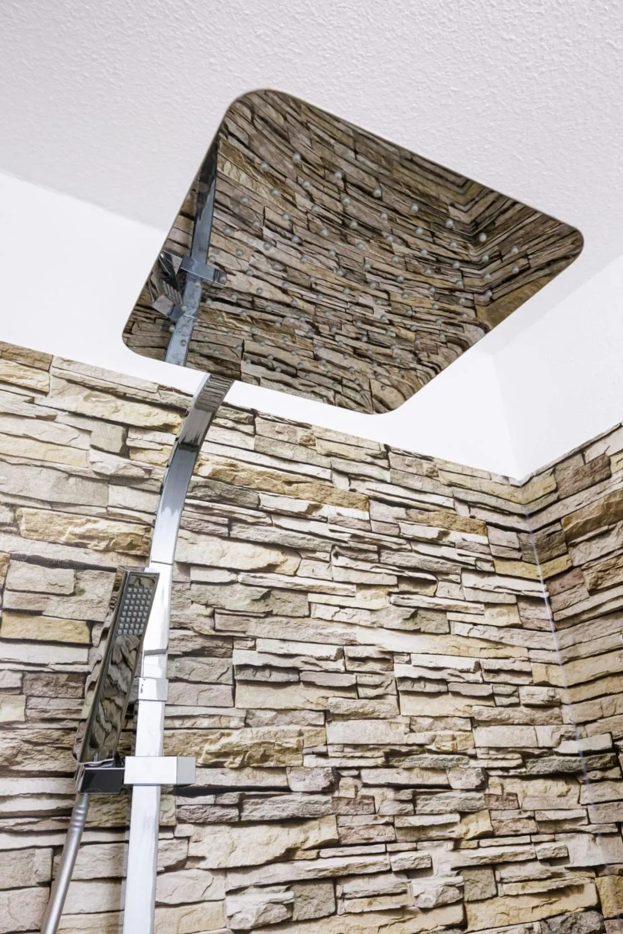 Shower in Flair Hotel Hopfengarten