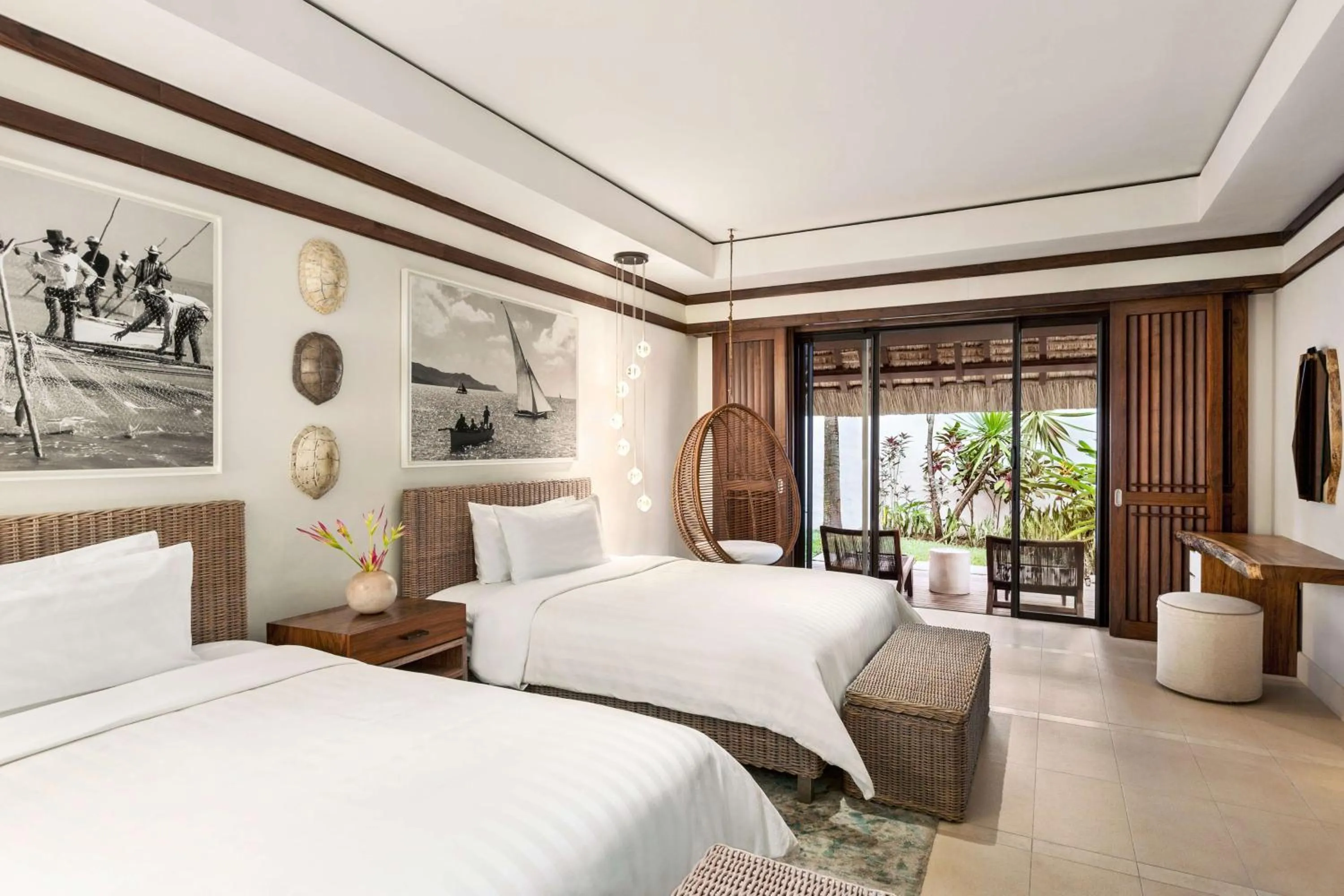 Photo of the whole room, Bed in Shangri-La Le Touessrok, Mauritius