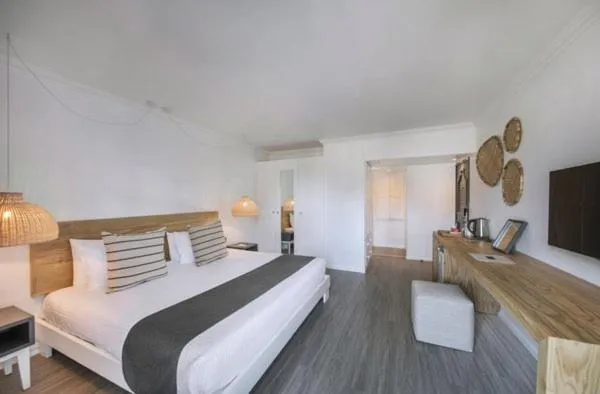 Bed in Ambre - Adults only