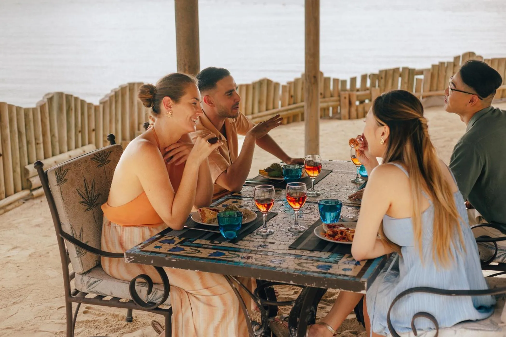 Restaurant/places to eat in Ambre - Adults only