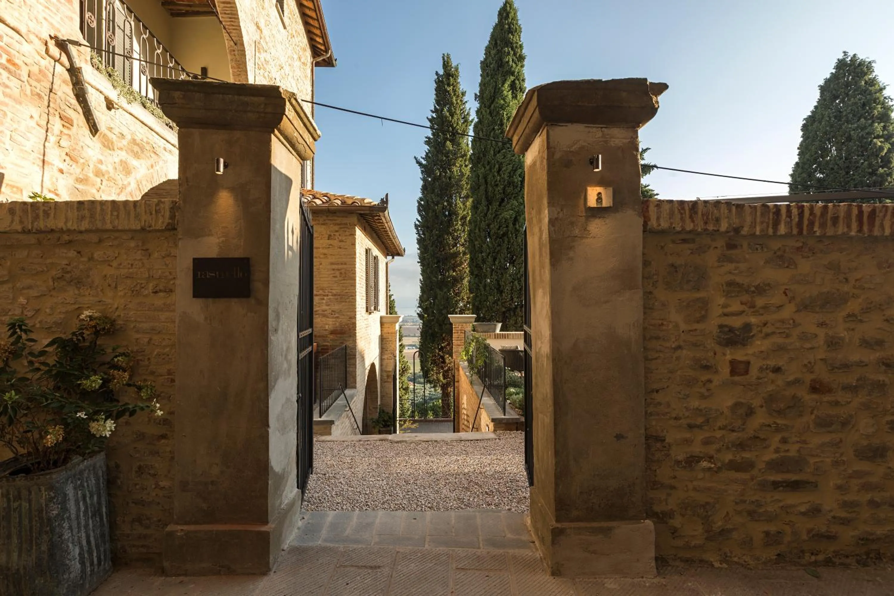 Facade/entrance in Rastrello