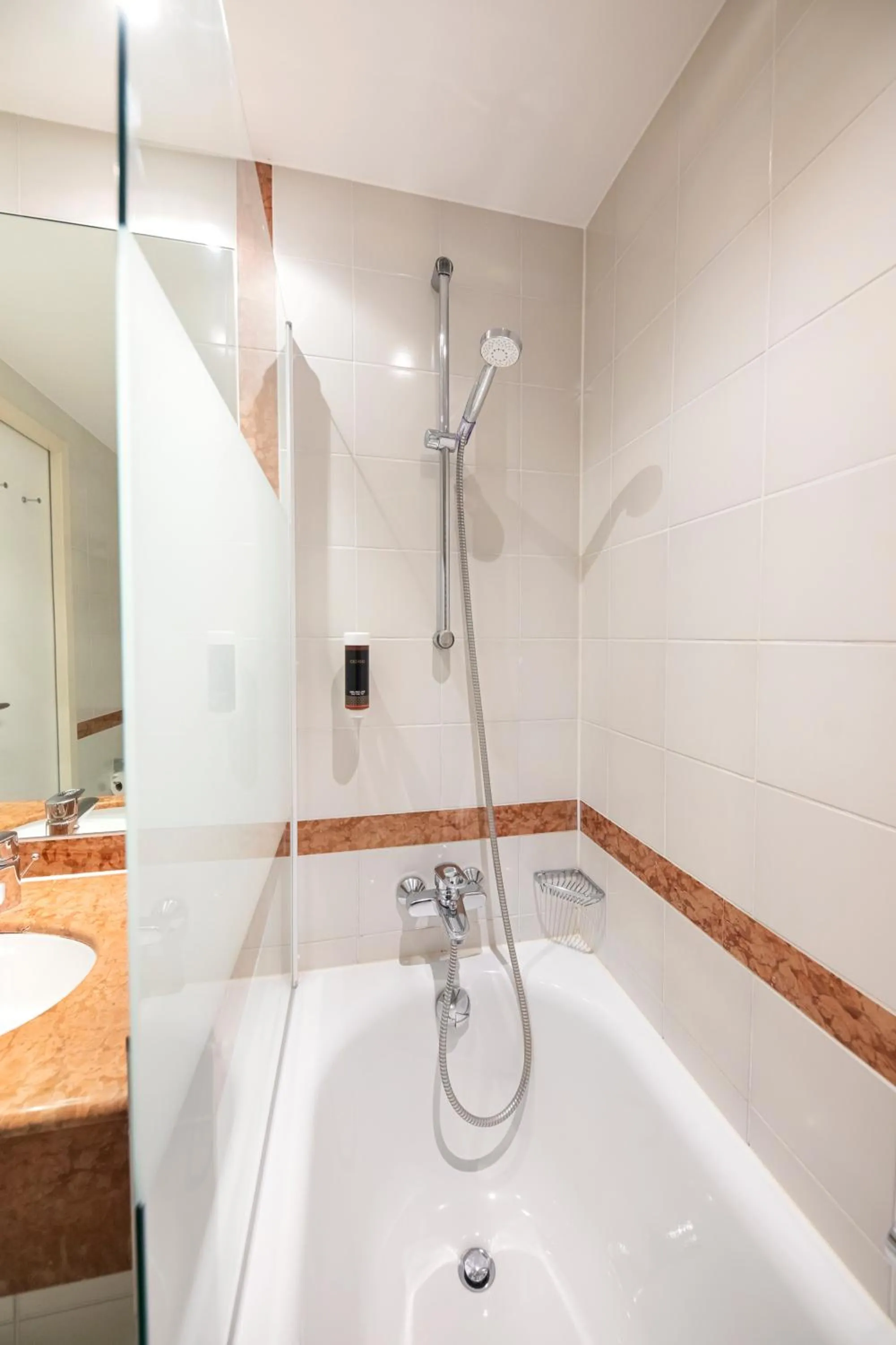 Bathroom in ACHAT Hotel Magdeburg