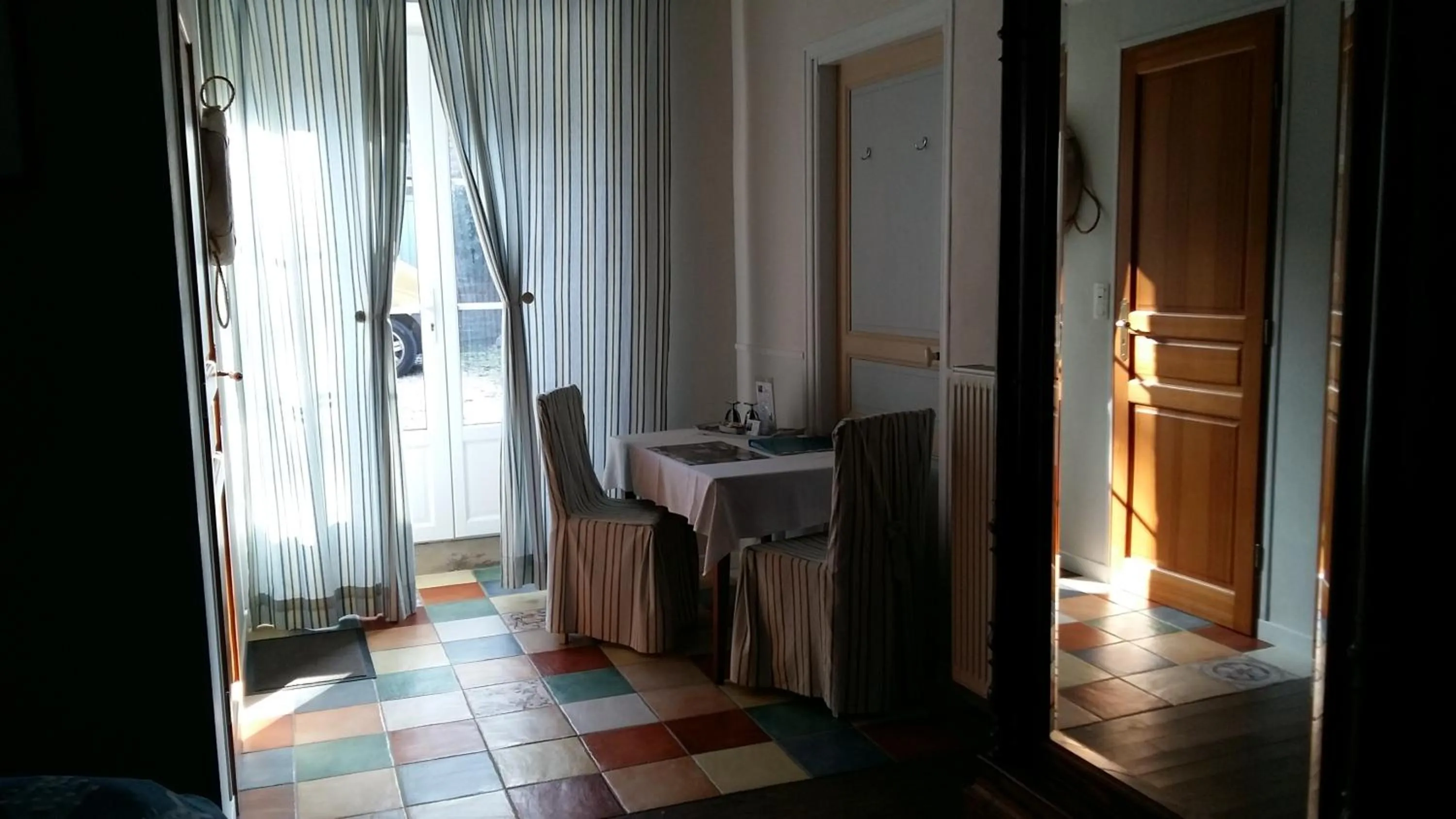 Decorative detail in Le Jardin à Mordreuc