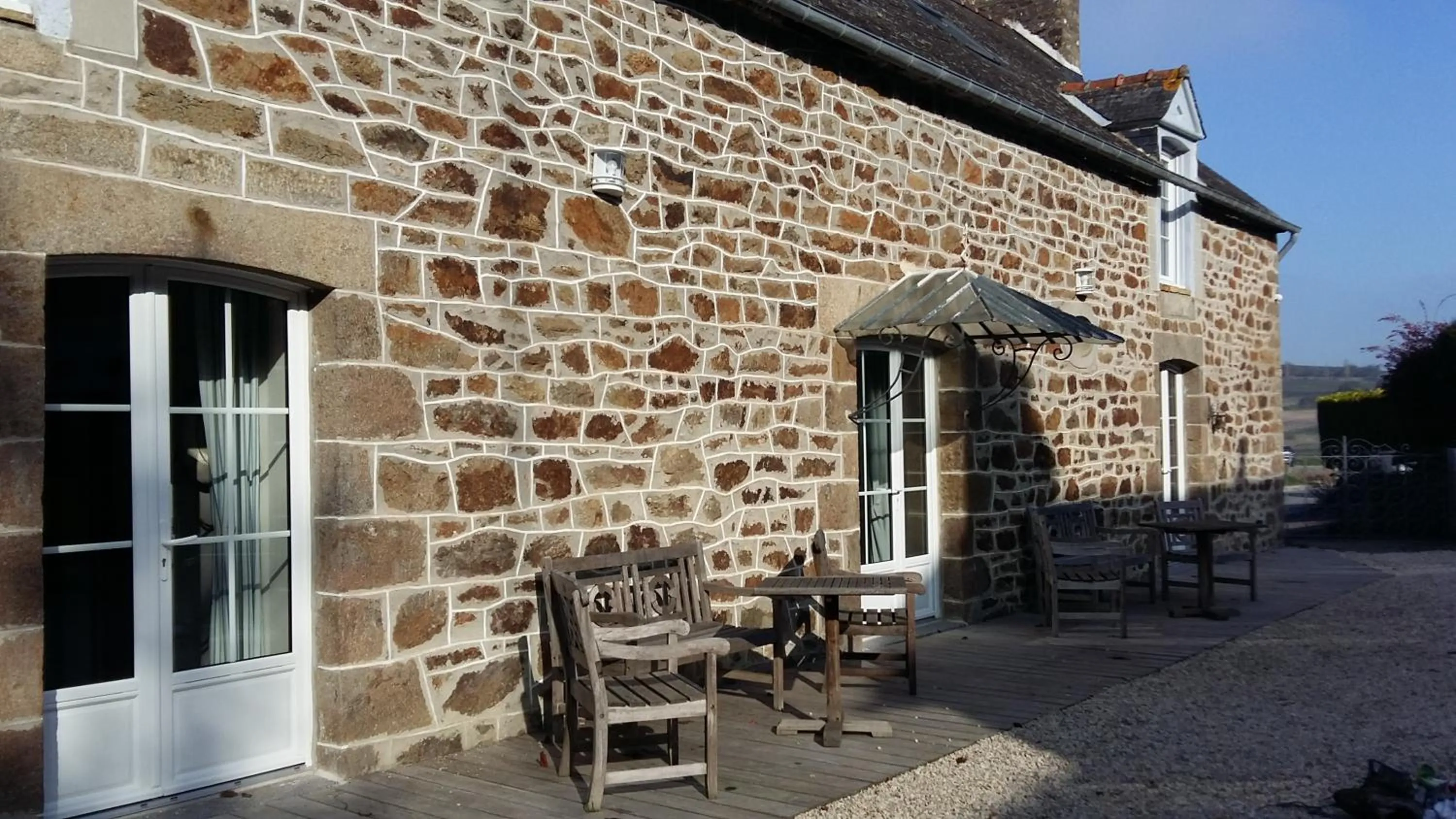 Facade/entrance in Le Jardin à Mordreuc