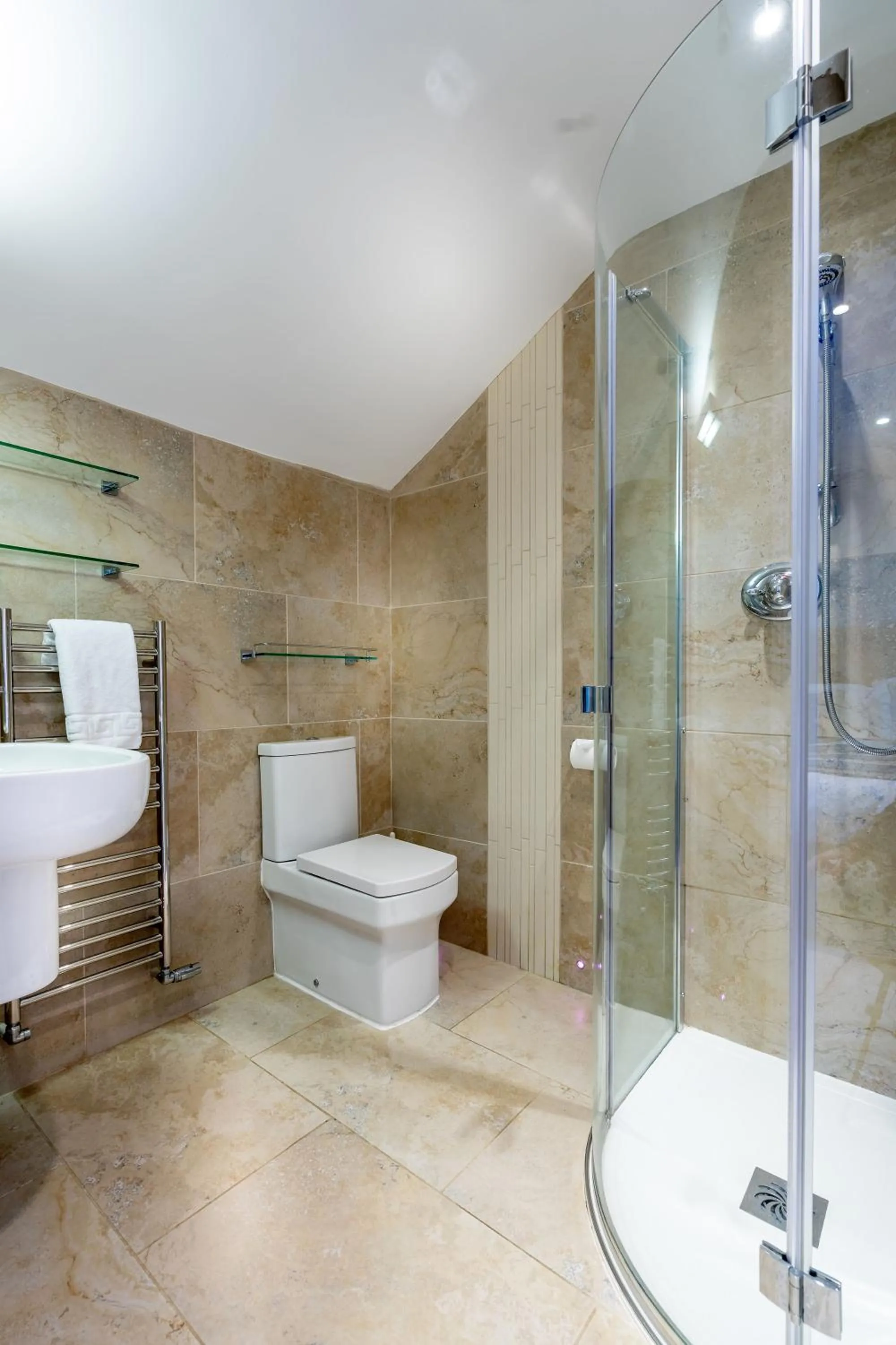 Shower in Marazion Hotel