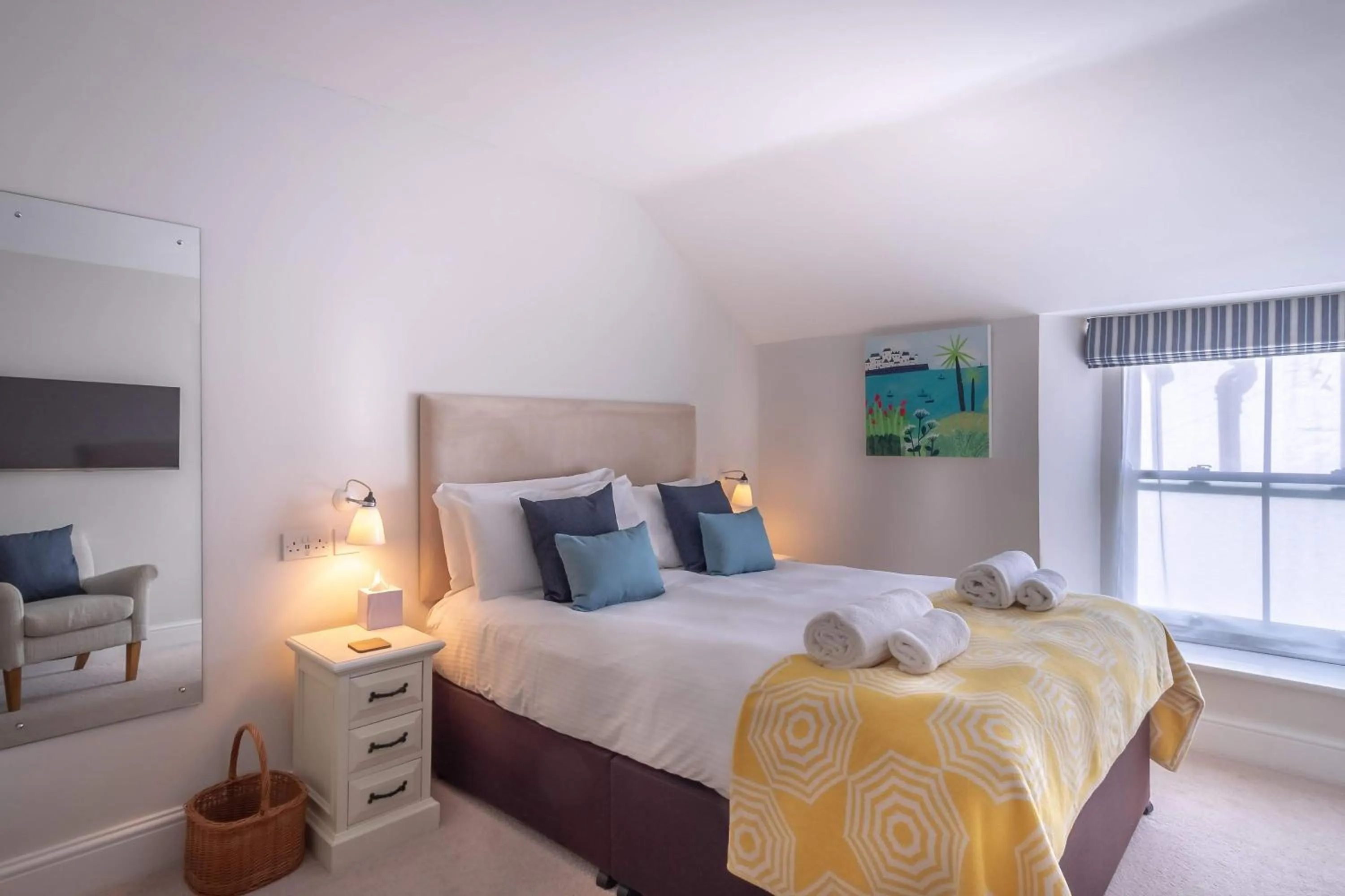 Bedroom, Bed in Marazion Hotel