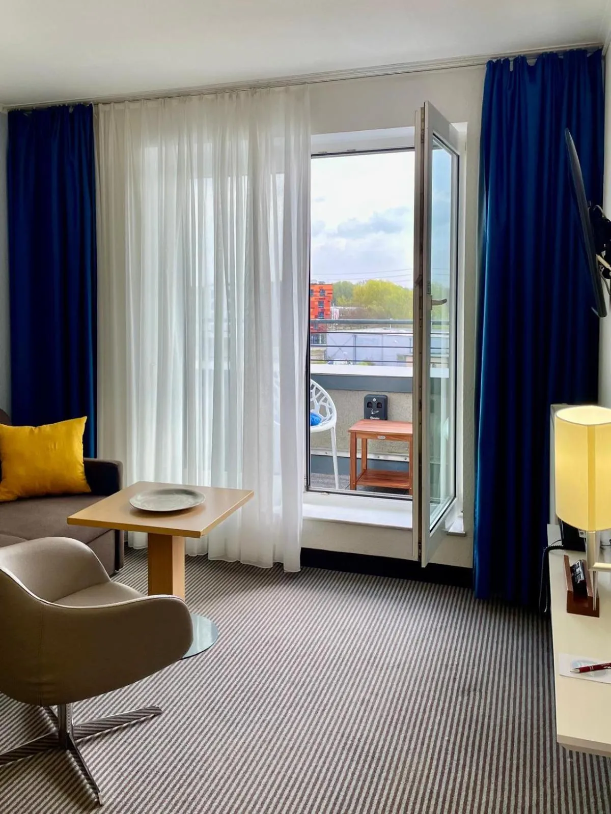 Photo of the whole room in Hotel Stadthafen Stade