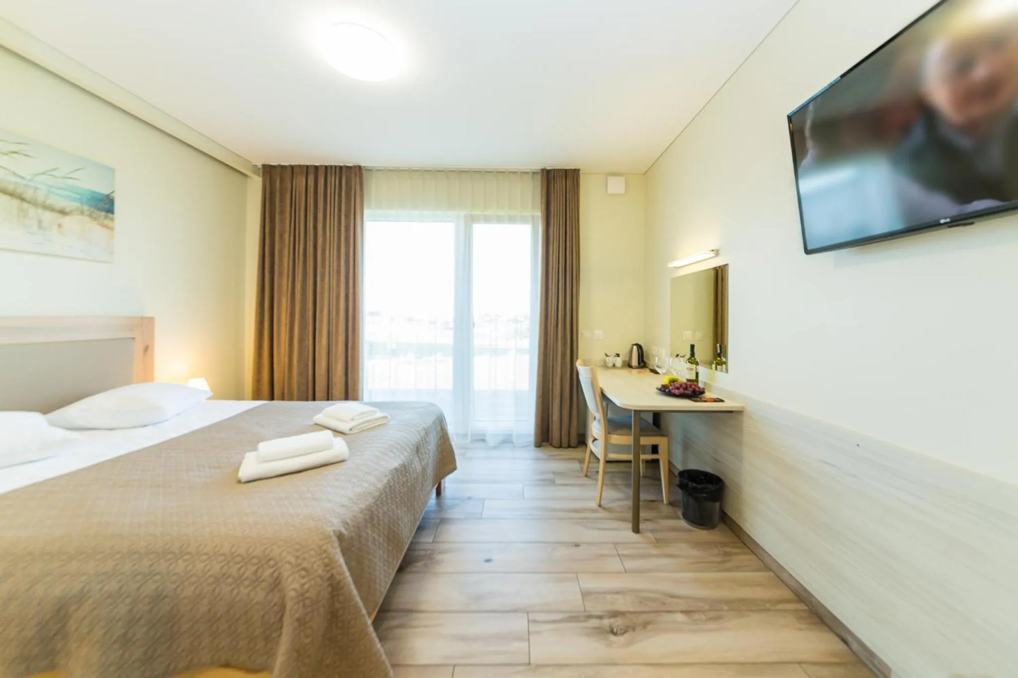 Bed in Motel Panorama