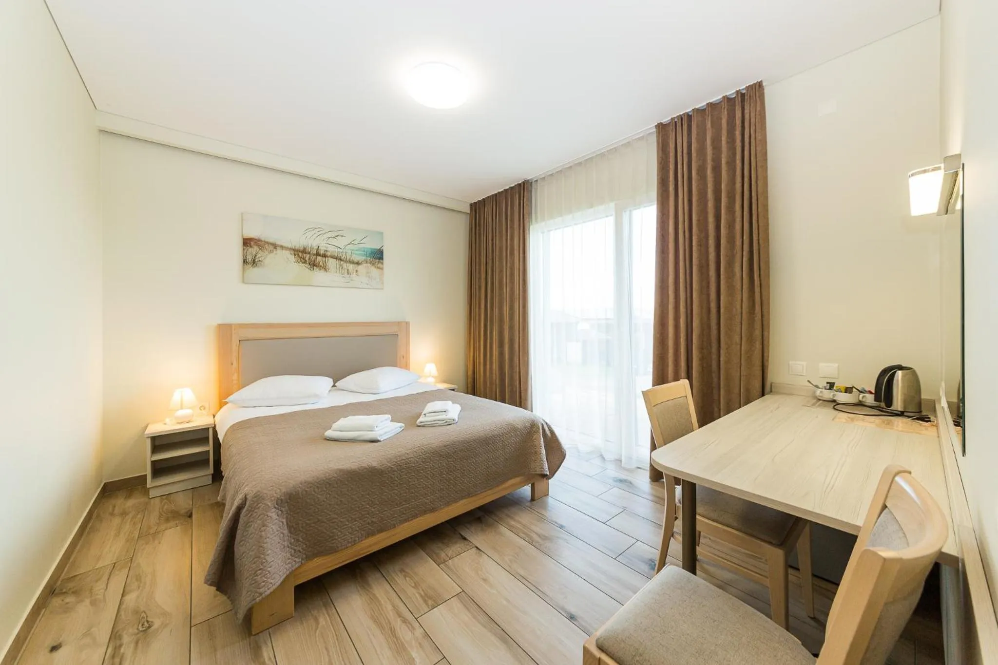 Bed in Motel Panorama