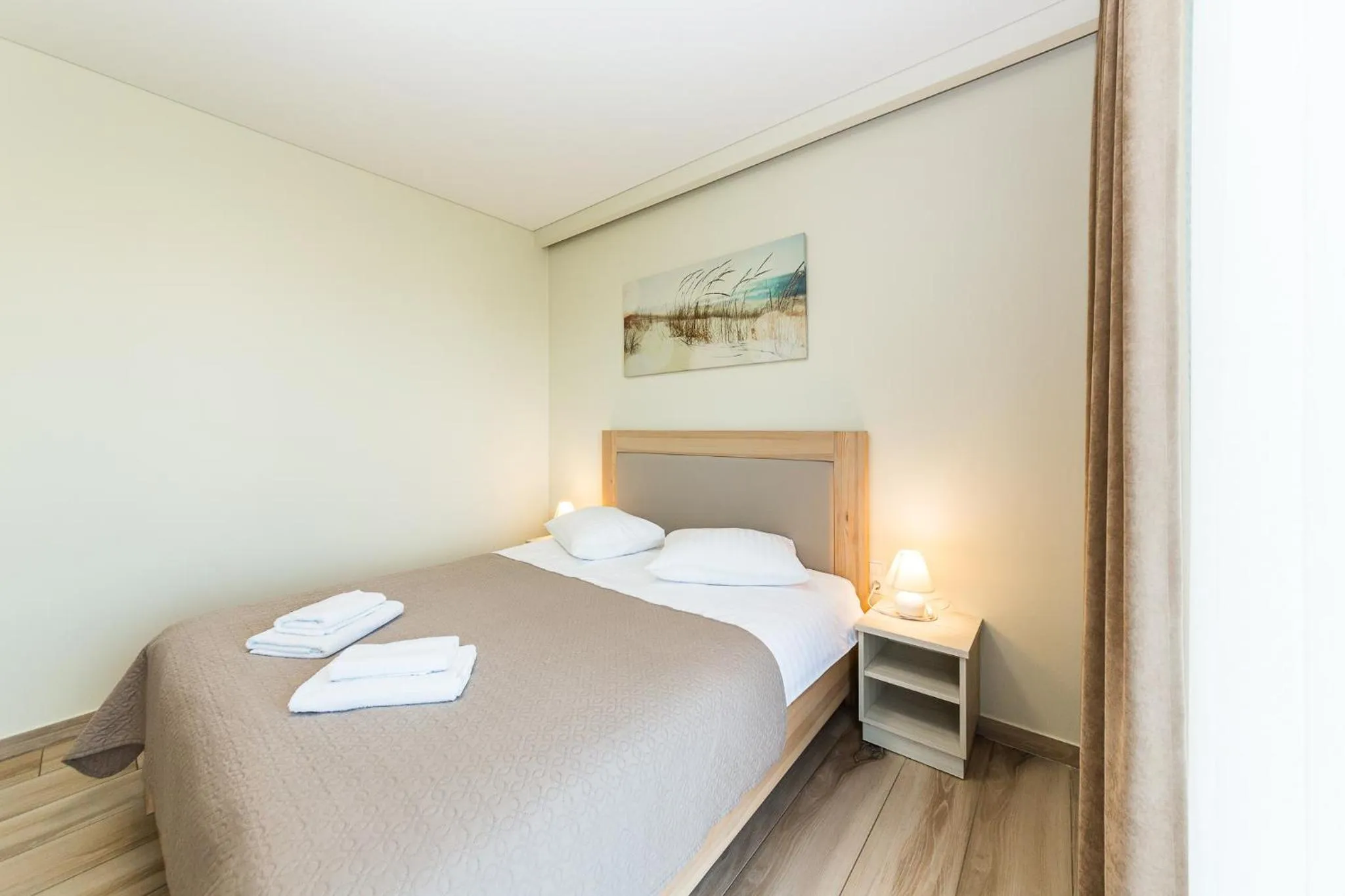 Bed in Motel Panorama