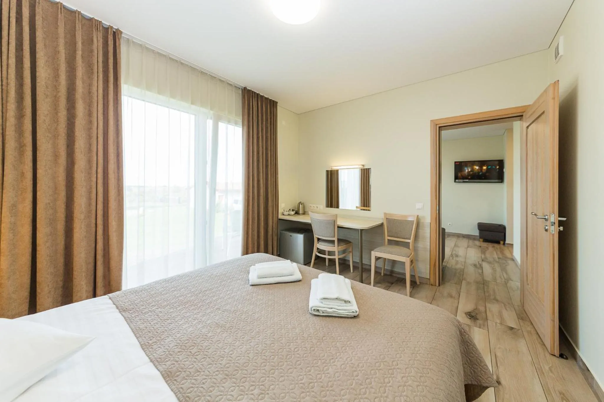 Bed in Motel Panorama