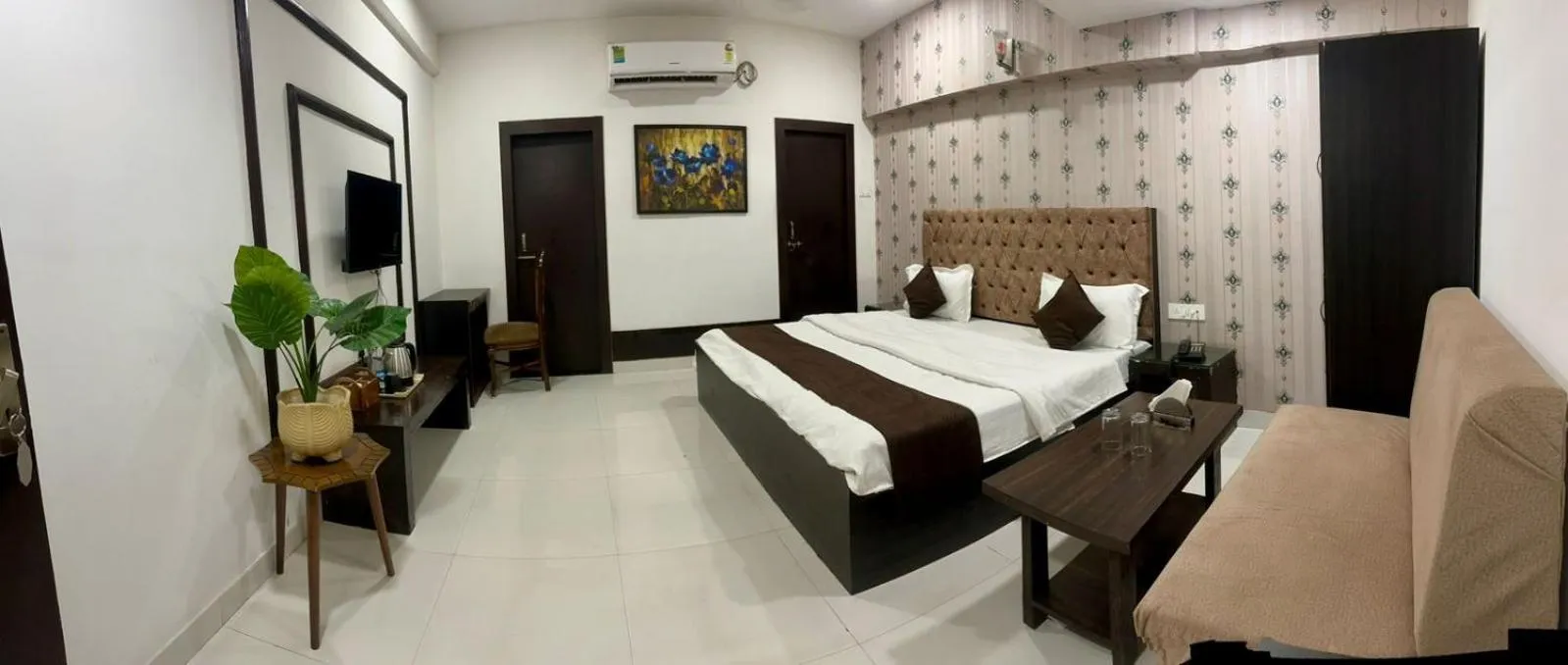 Photo of the whole room, Bed in Hotel Deendayal