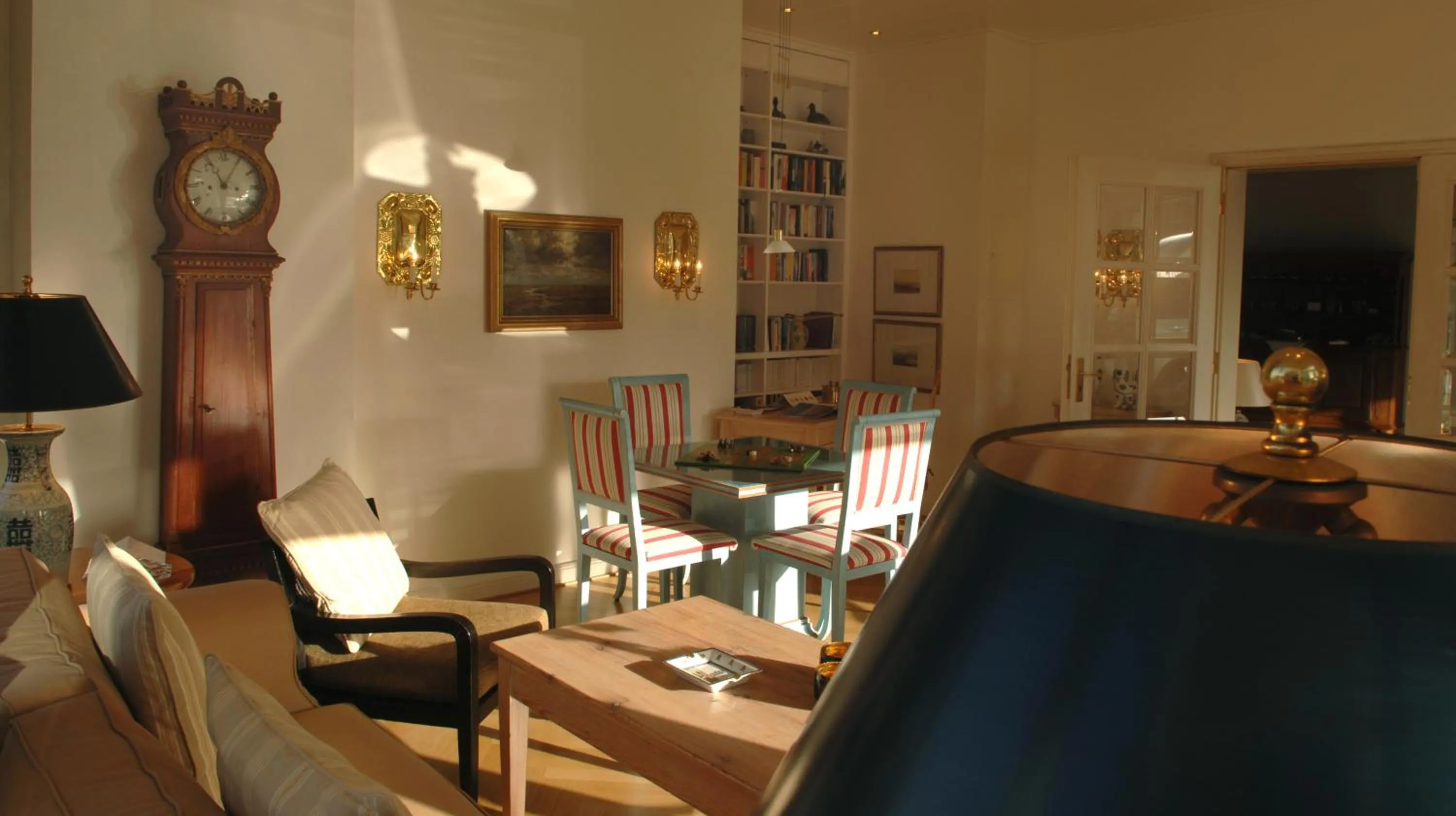 Library in Hotel Wünschmann