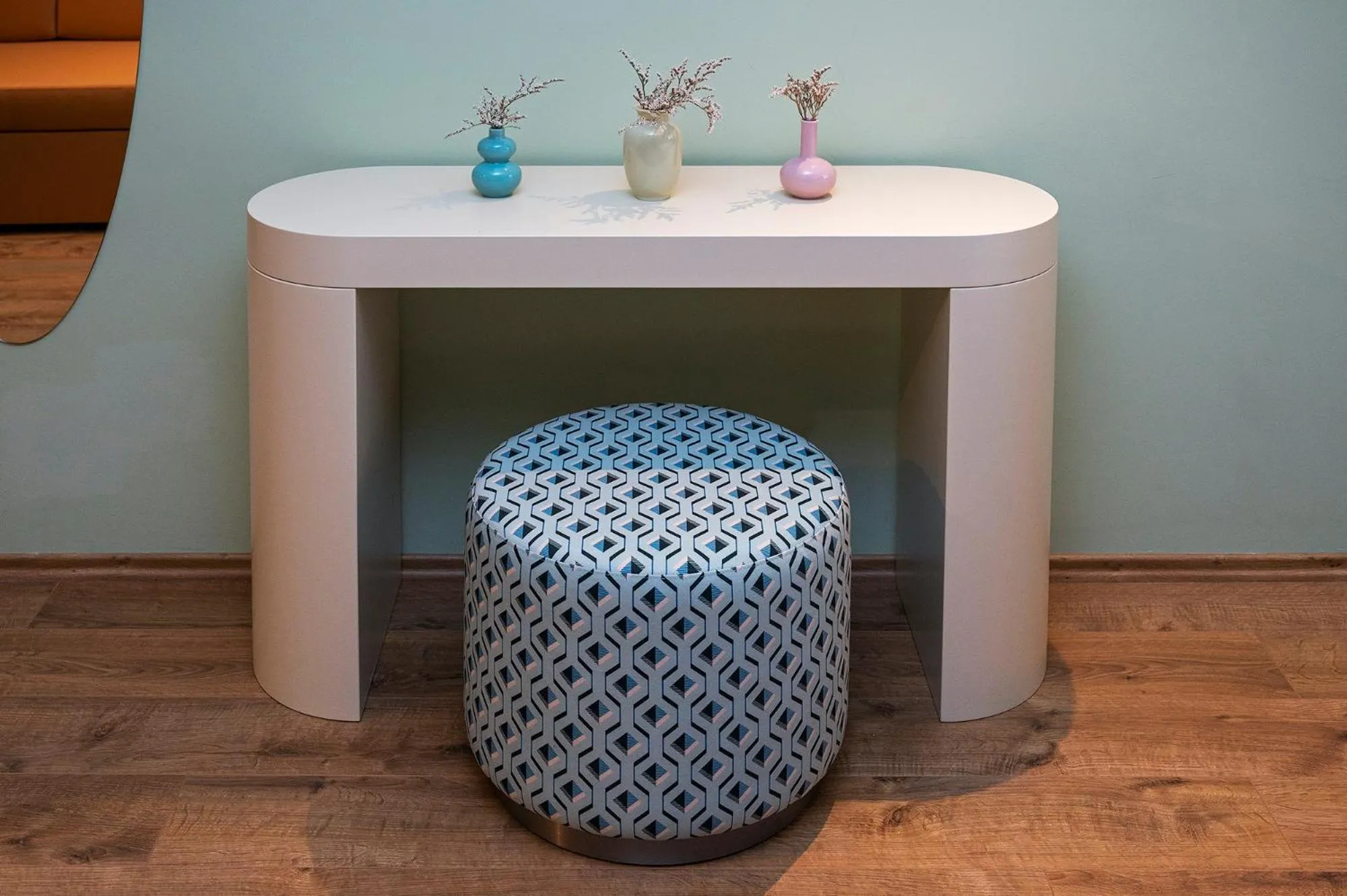 Seating area in SWU Magazine Rooms