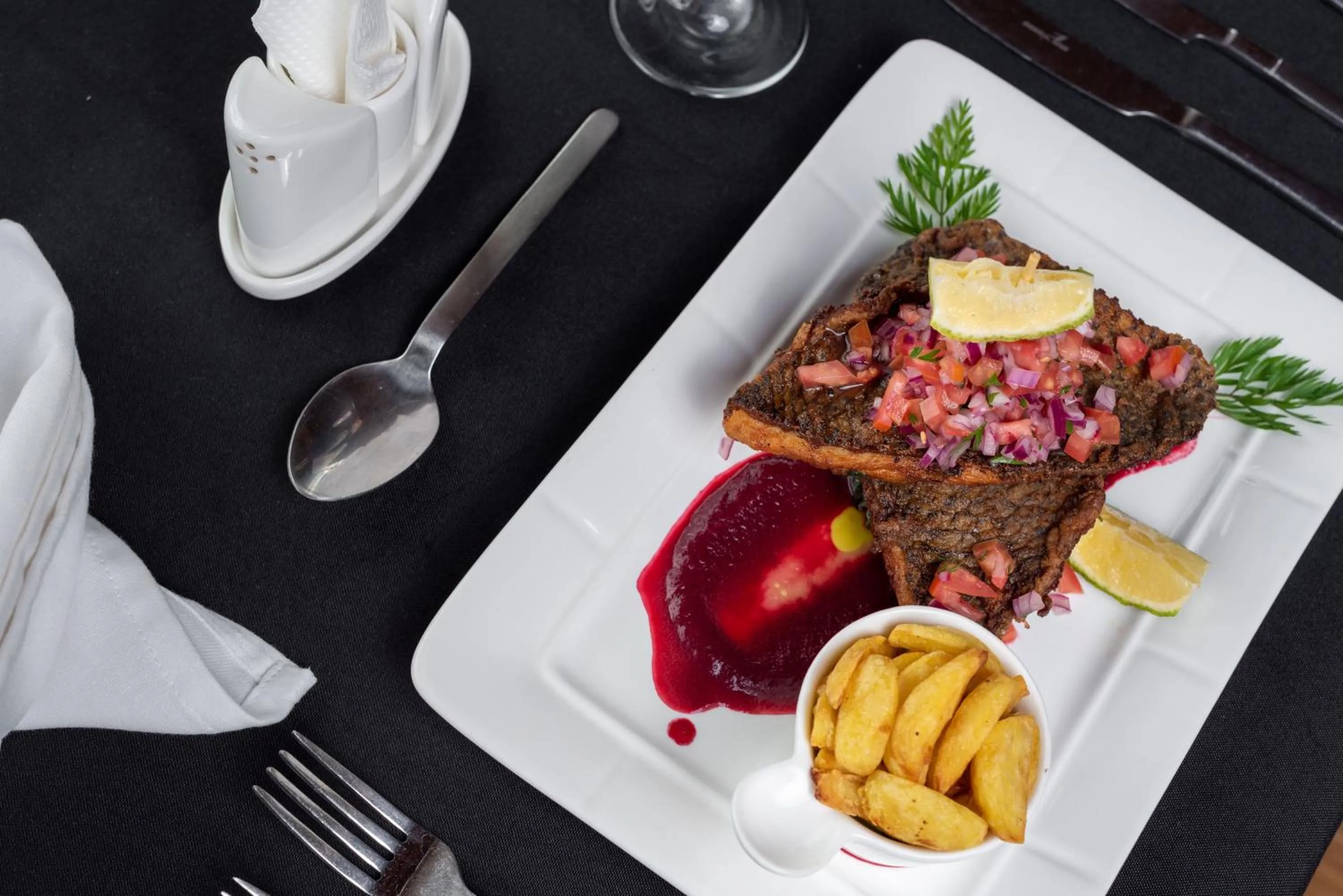 Restaurant/places to eat in Lake Elementaita Mountain Lodge