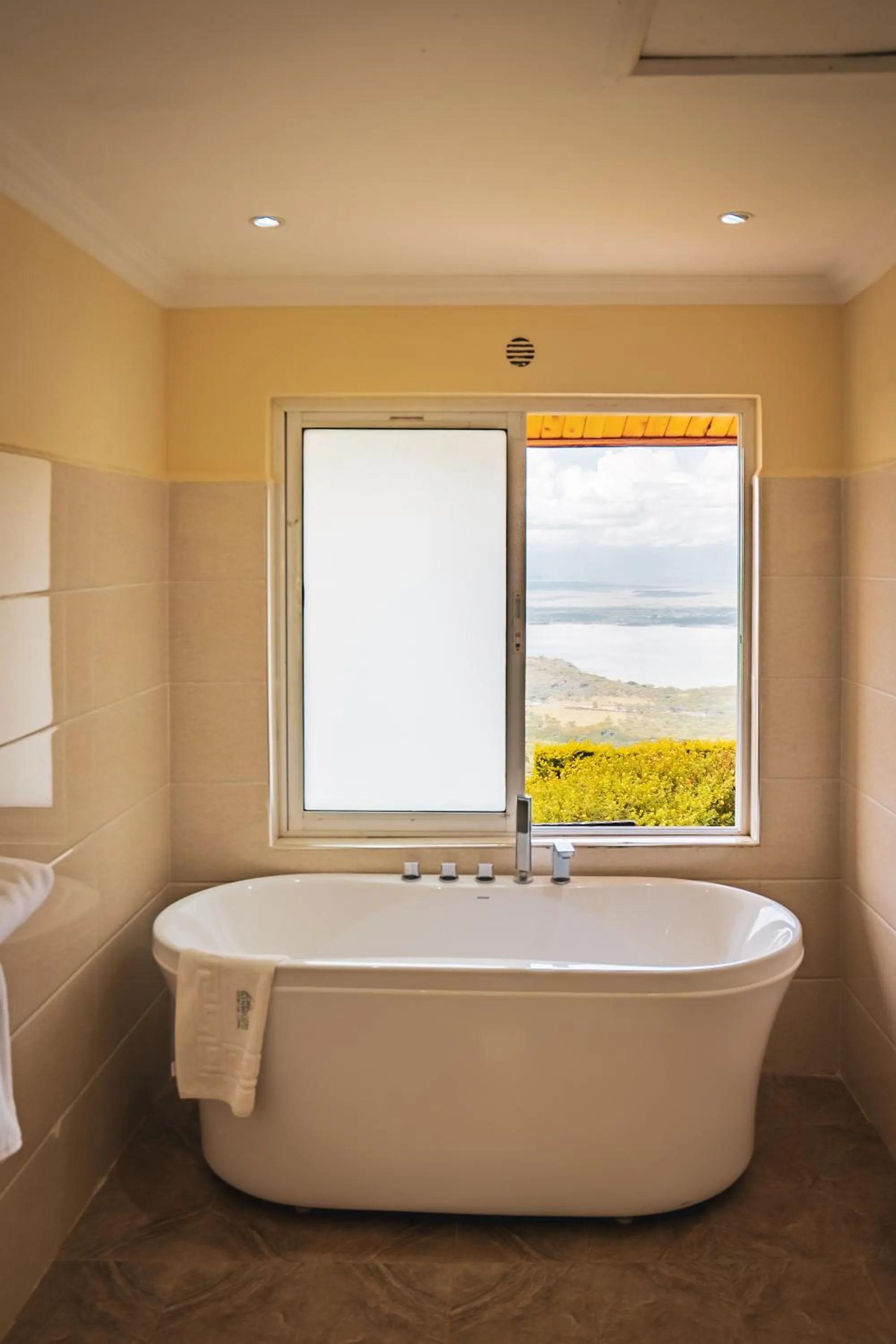 Bathroom in Lake Elementaita Mountain Lodge