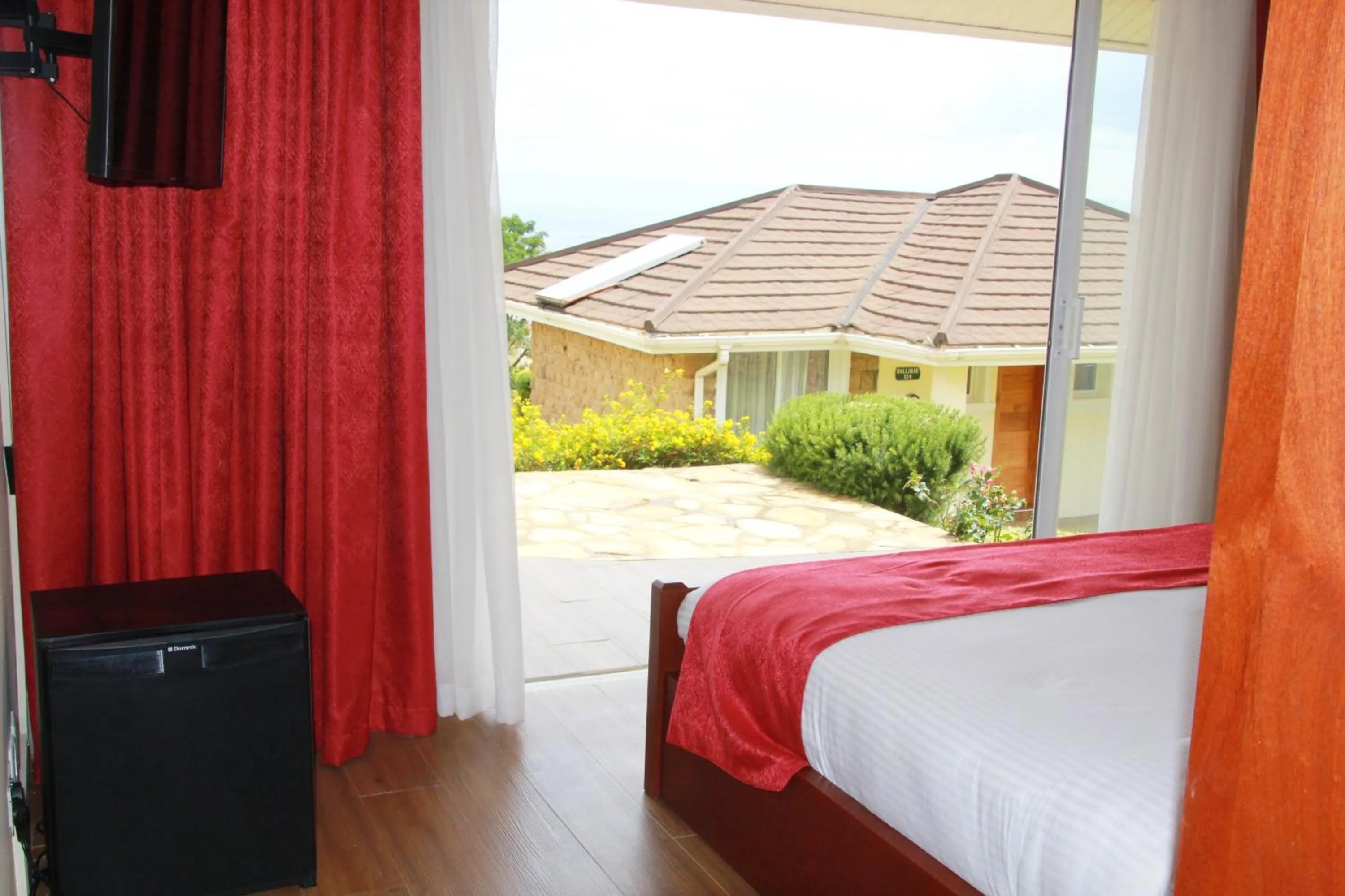 Bed in Lake Elementaita Mountain Lodge