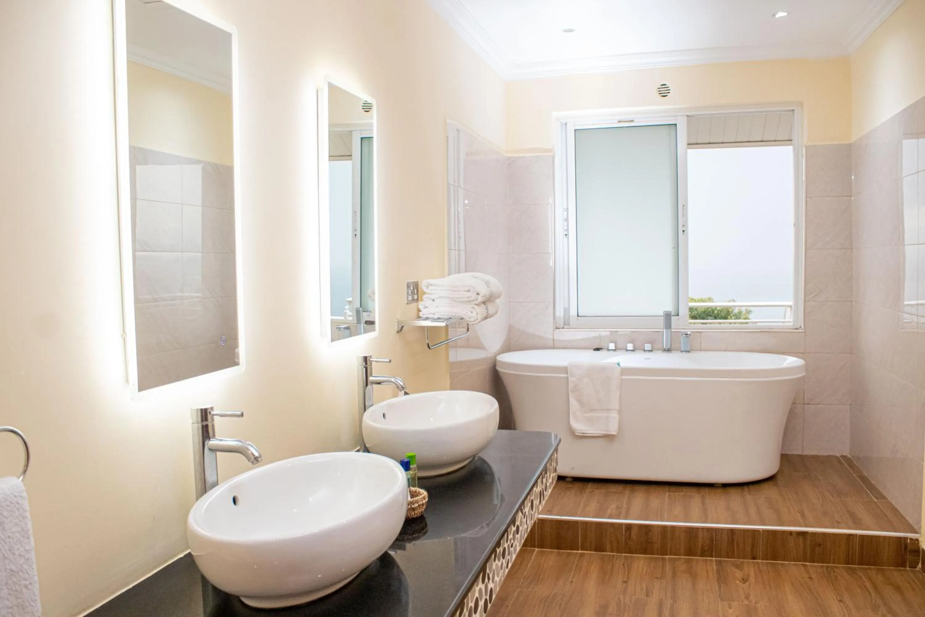 Bathroom in Lake Elementaita Mountain Lodge