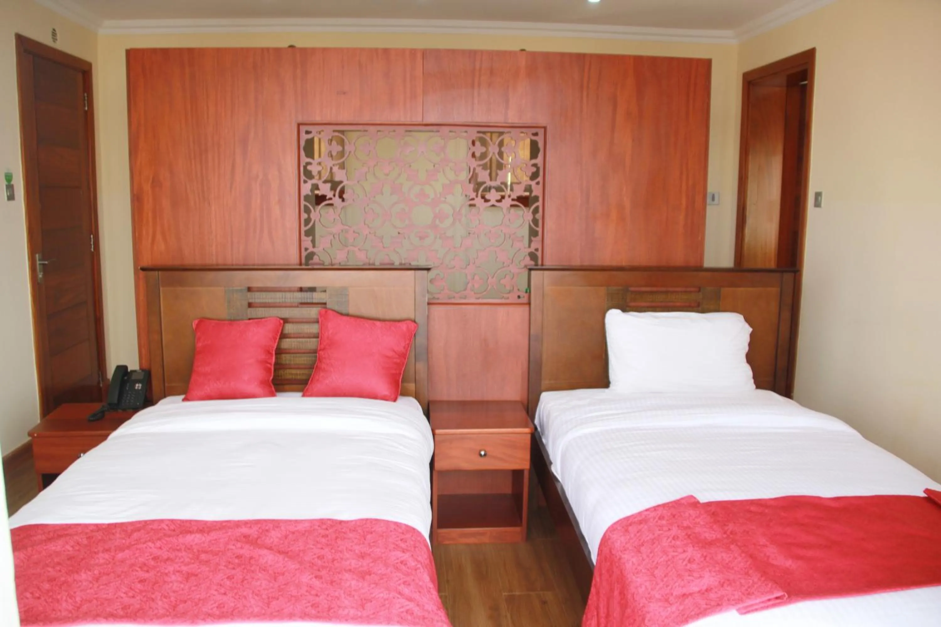 Bed in Lake Elementaita Mountain Lodge