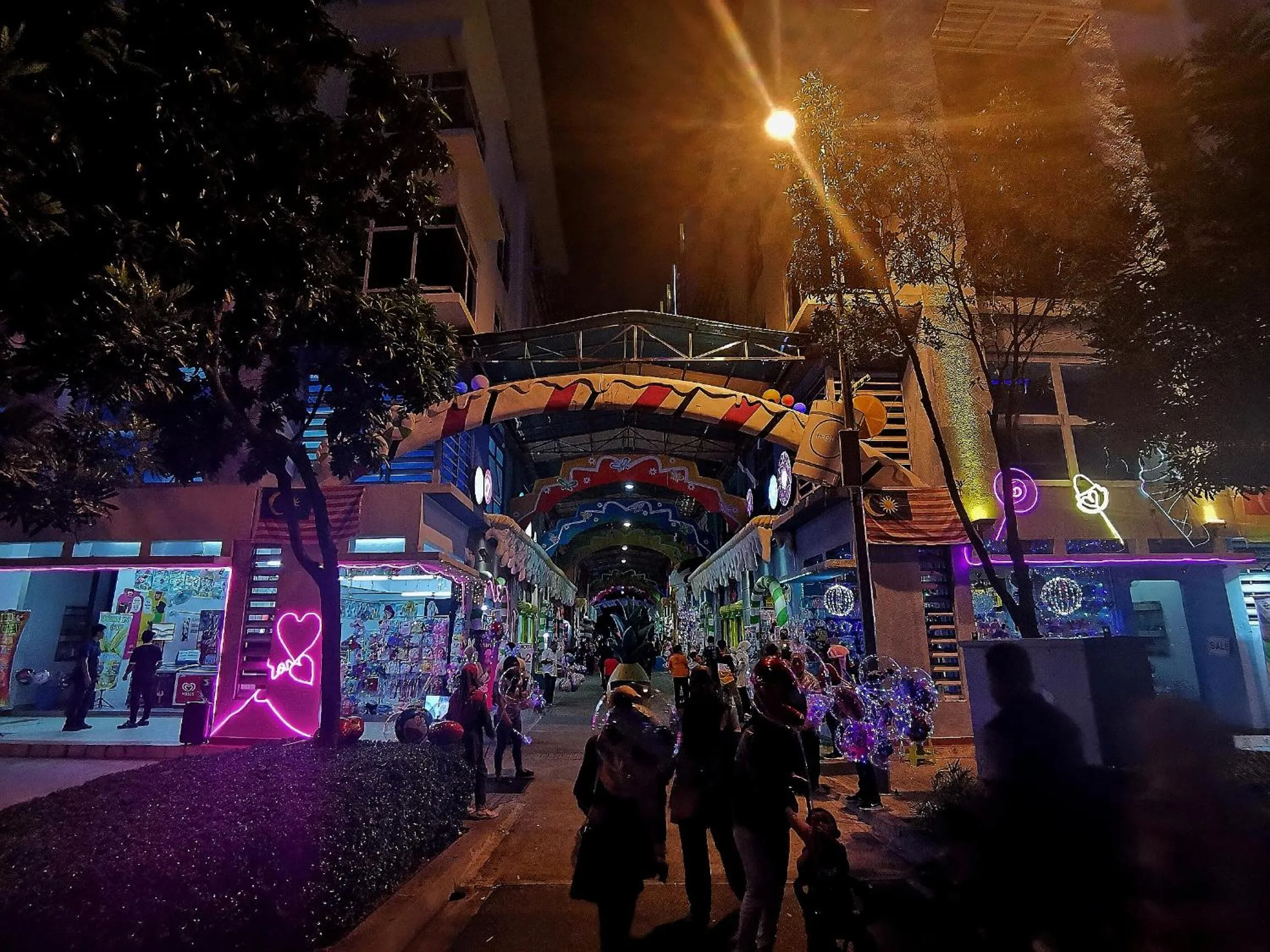 Night in A's House i-City 1-4pax Studio Netflix Wifi